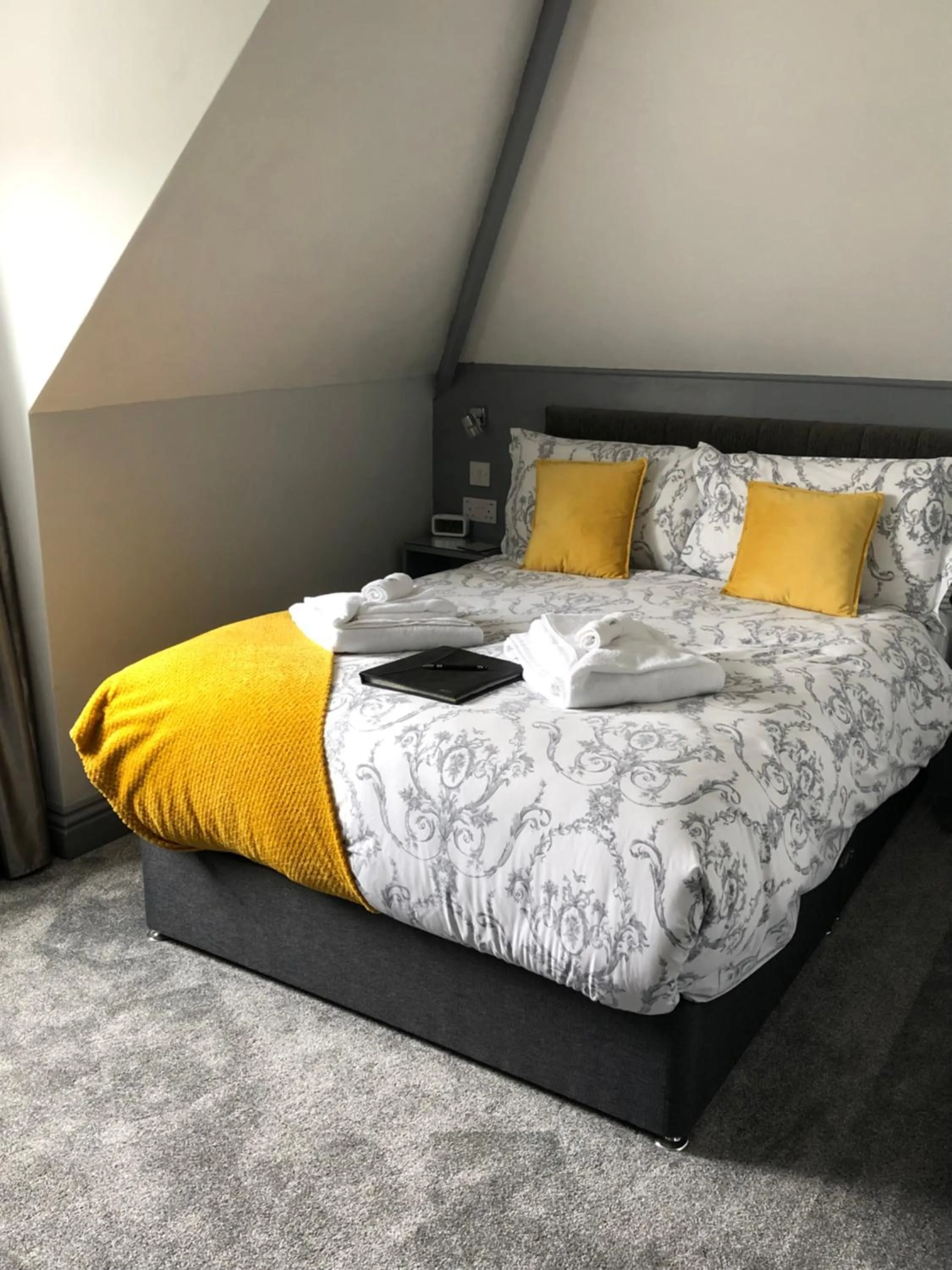 Bedroom, Bed in Swanage Haven Boutique Guest House