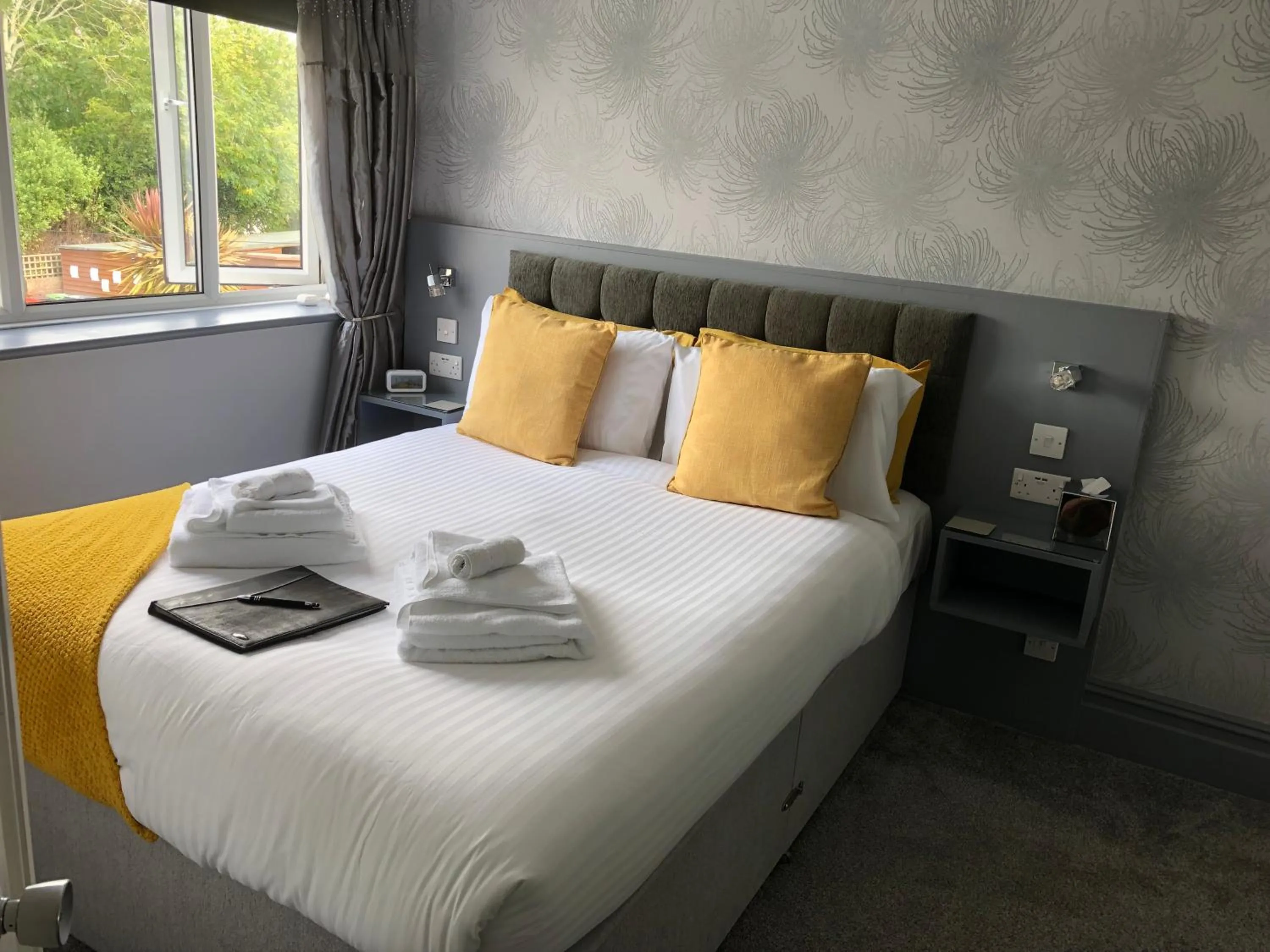 Bedroom, Bed in Swanage Haven Boutique Guest House