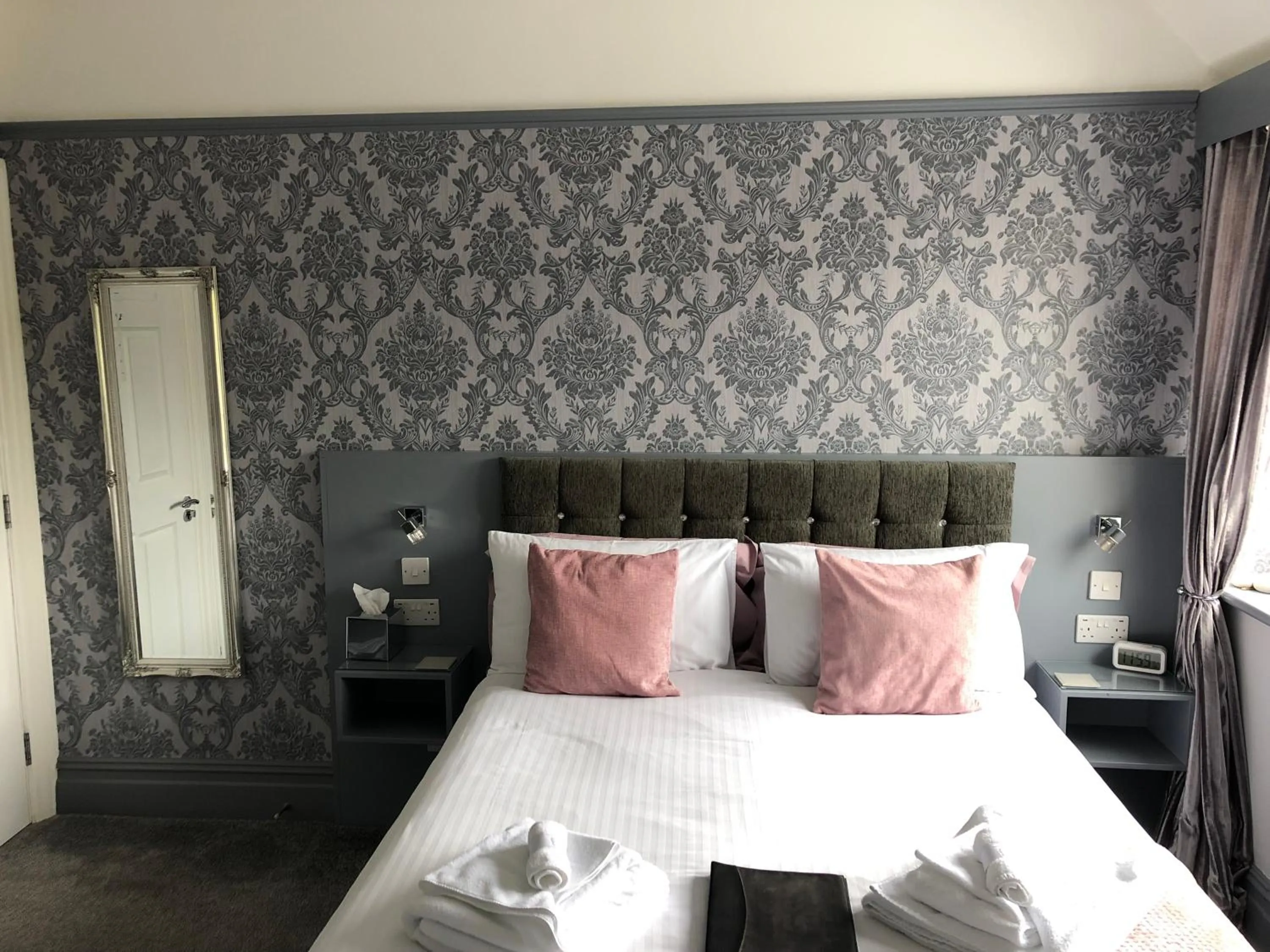 Bedroom, Bed in Swanage Haven Boutique Guest House