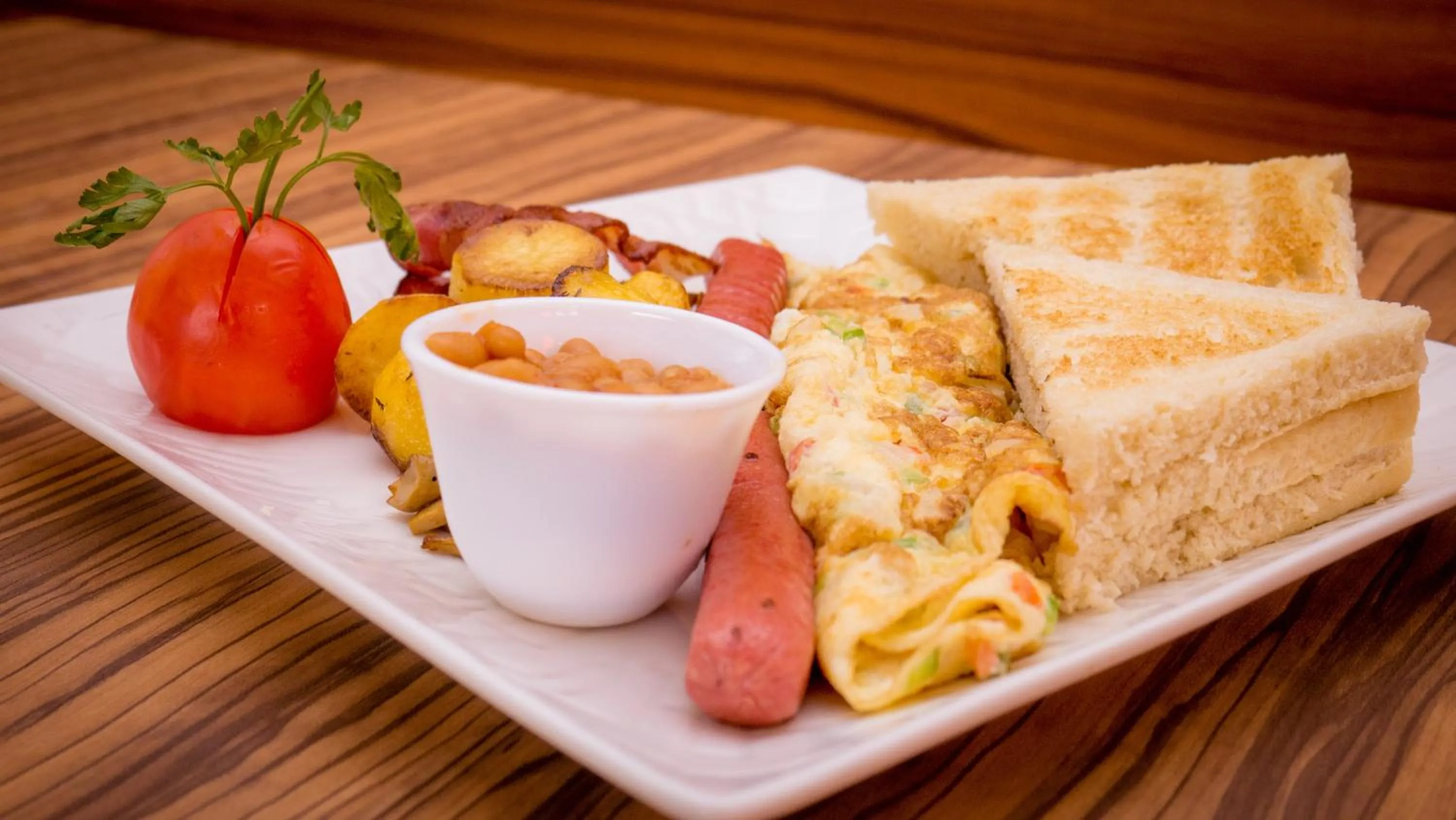 Restaurant/places to eat in James Court Hotel & Luxury Apartments