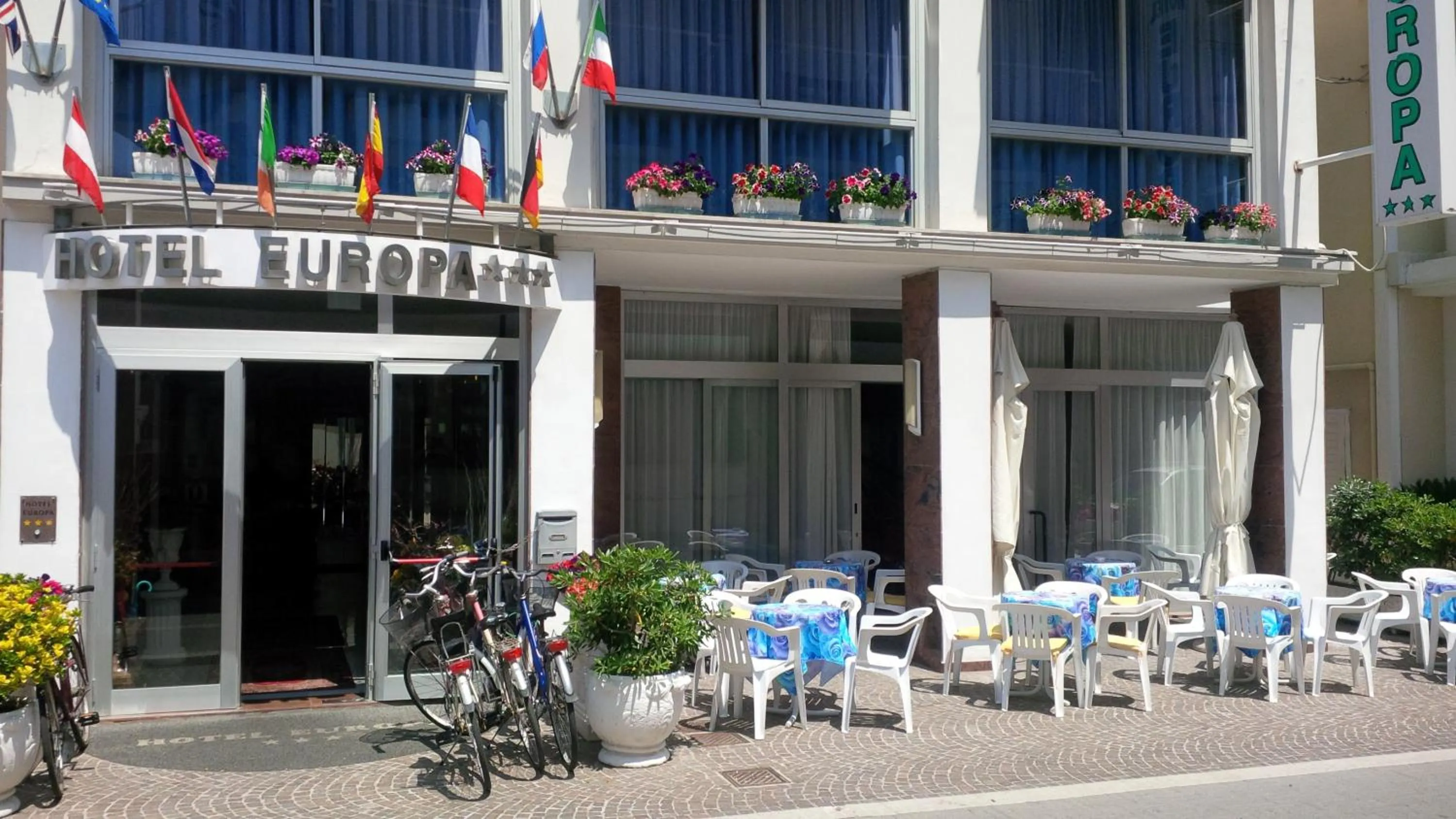 Facade/entrance in Hotel Europa