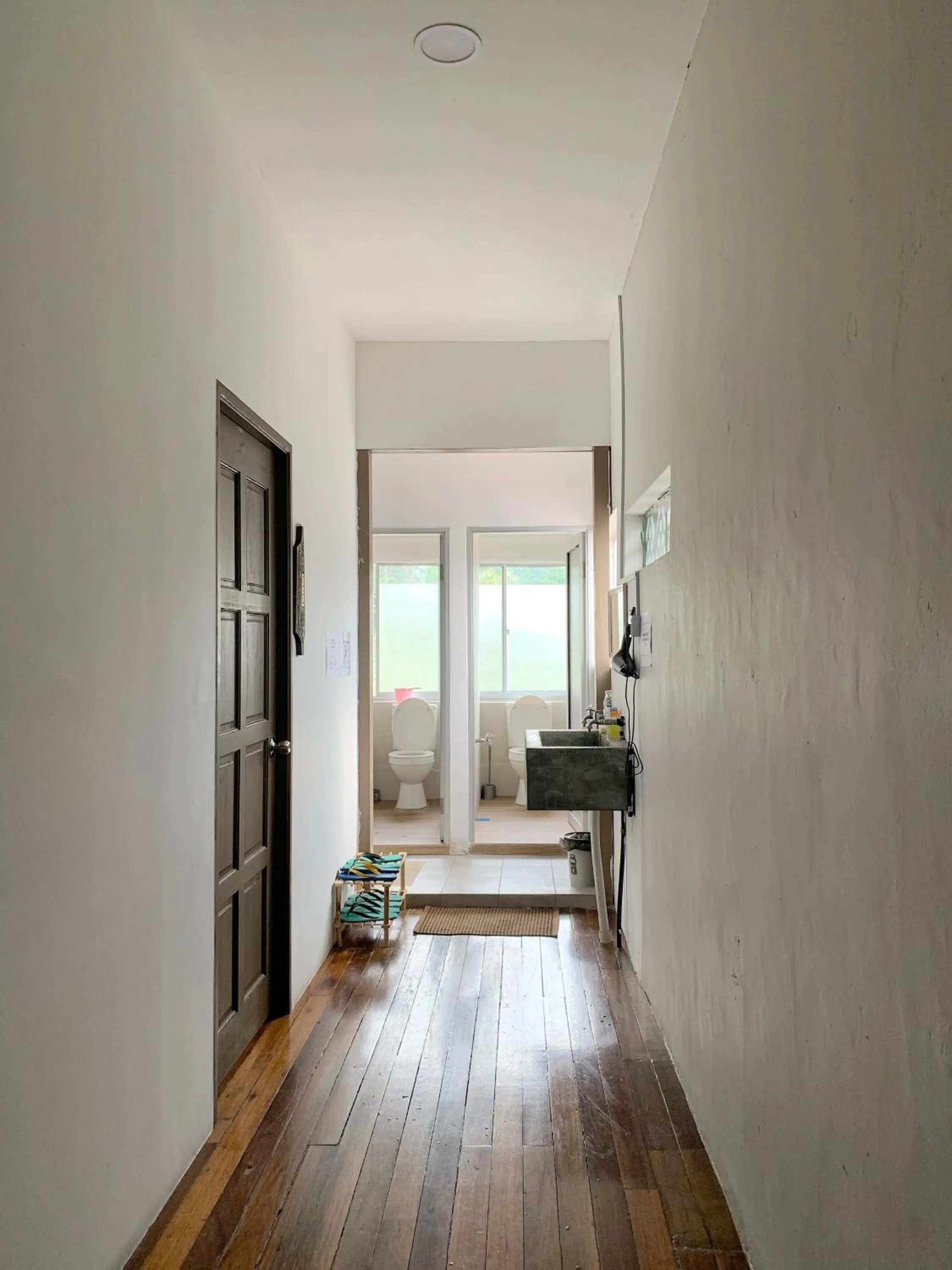 Shower, Bed in Hornbill's Nest Kuching