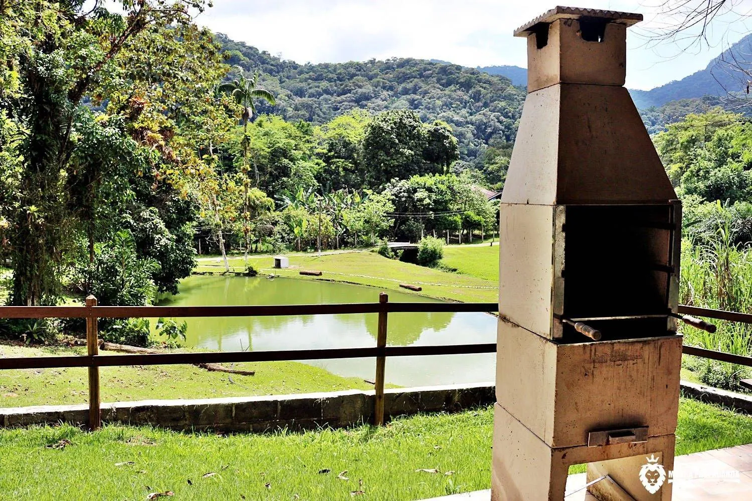 Lake view in Eco Chalés Luar das Marés