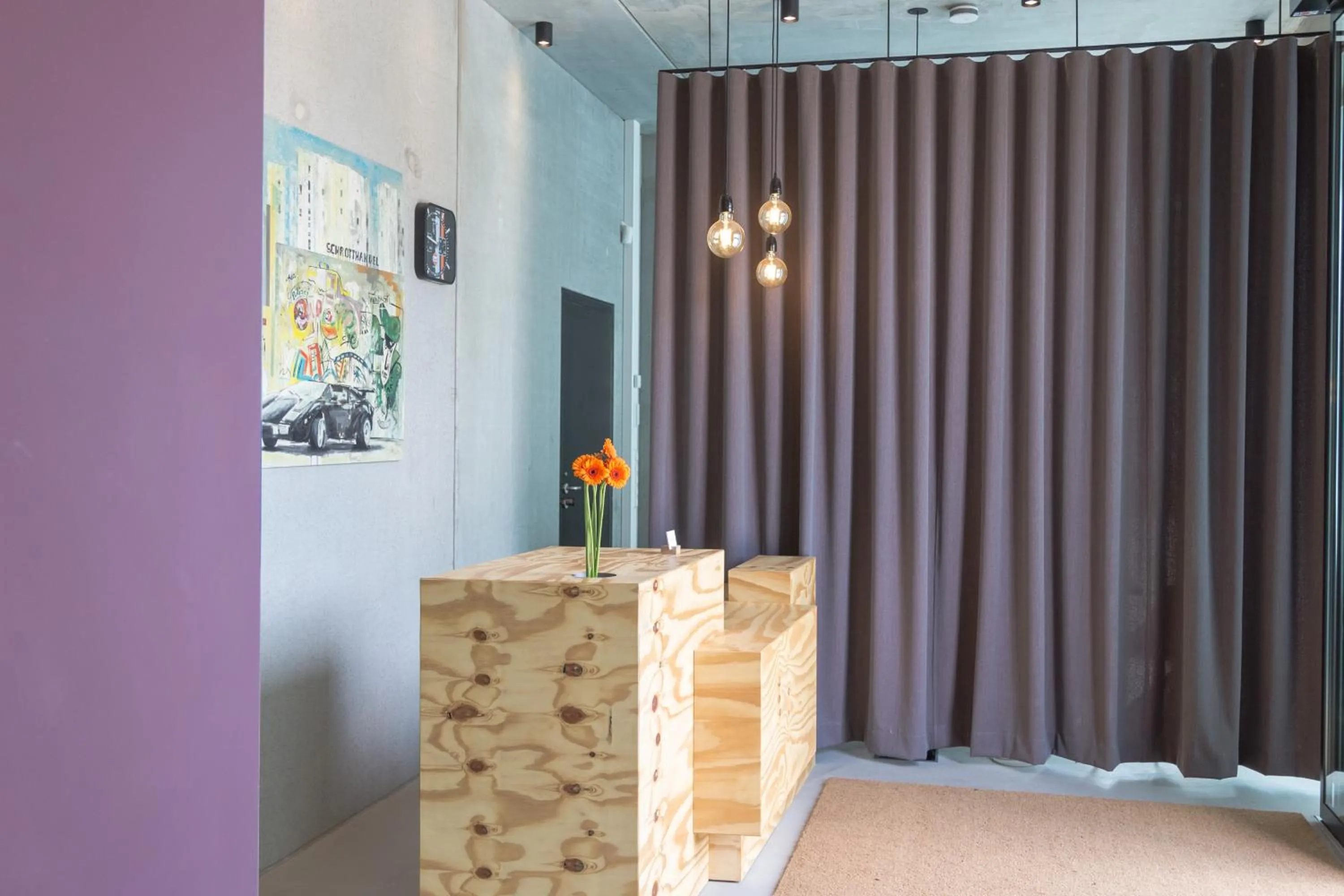 TV and multimedia in elferrooms Hotel