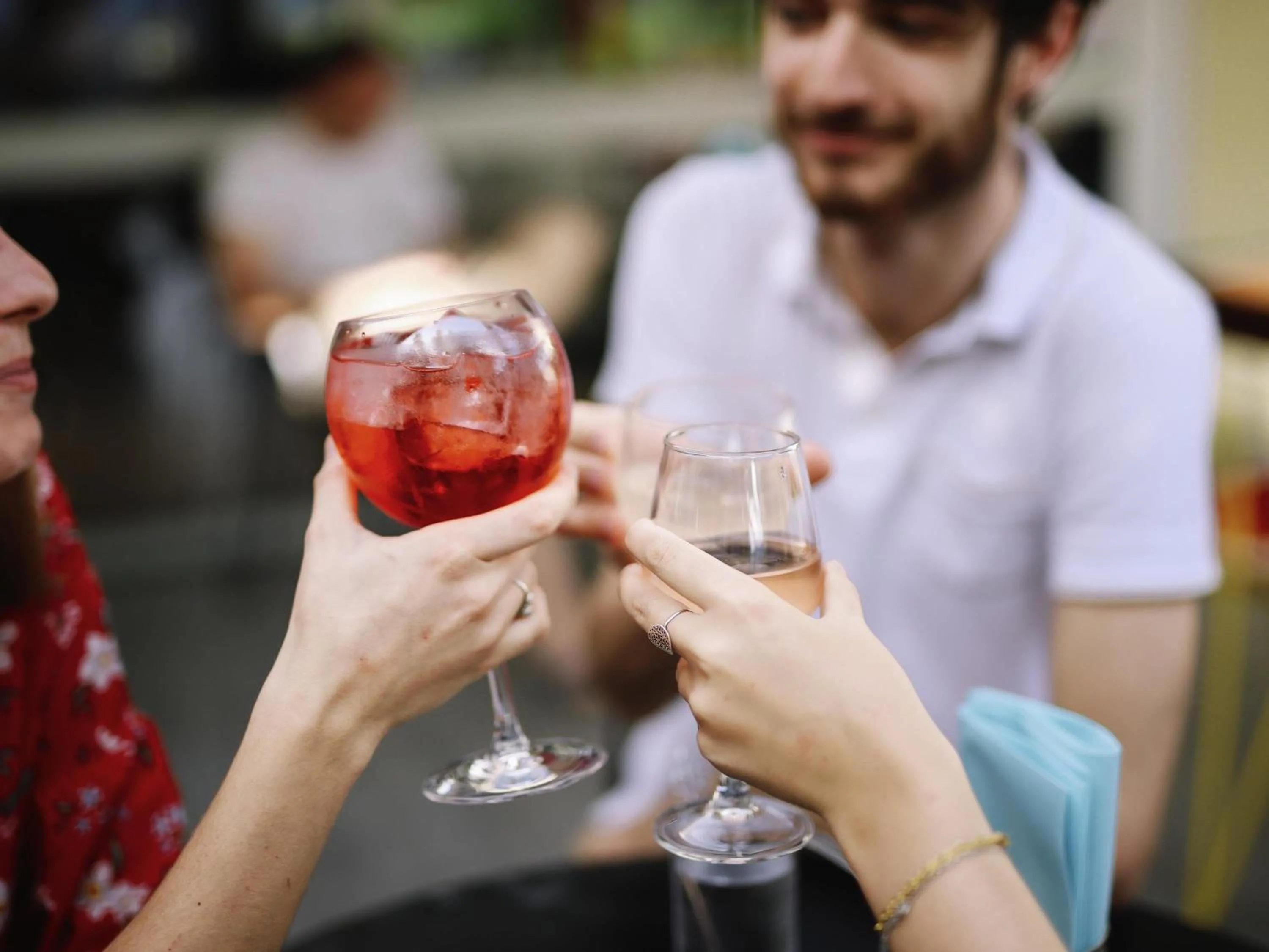 Lounge or bar in ibis Aix en Provence