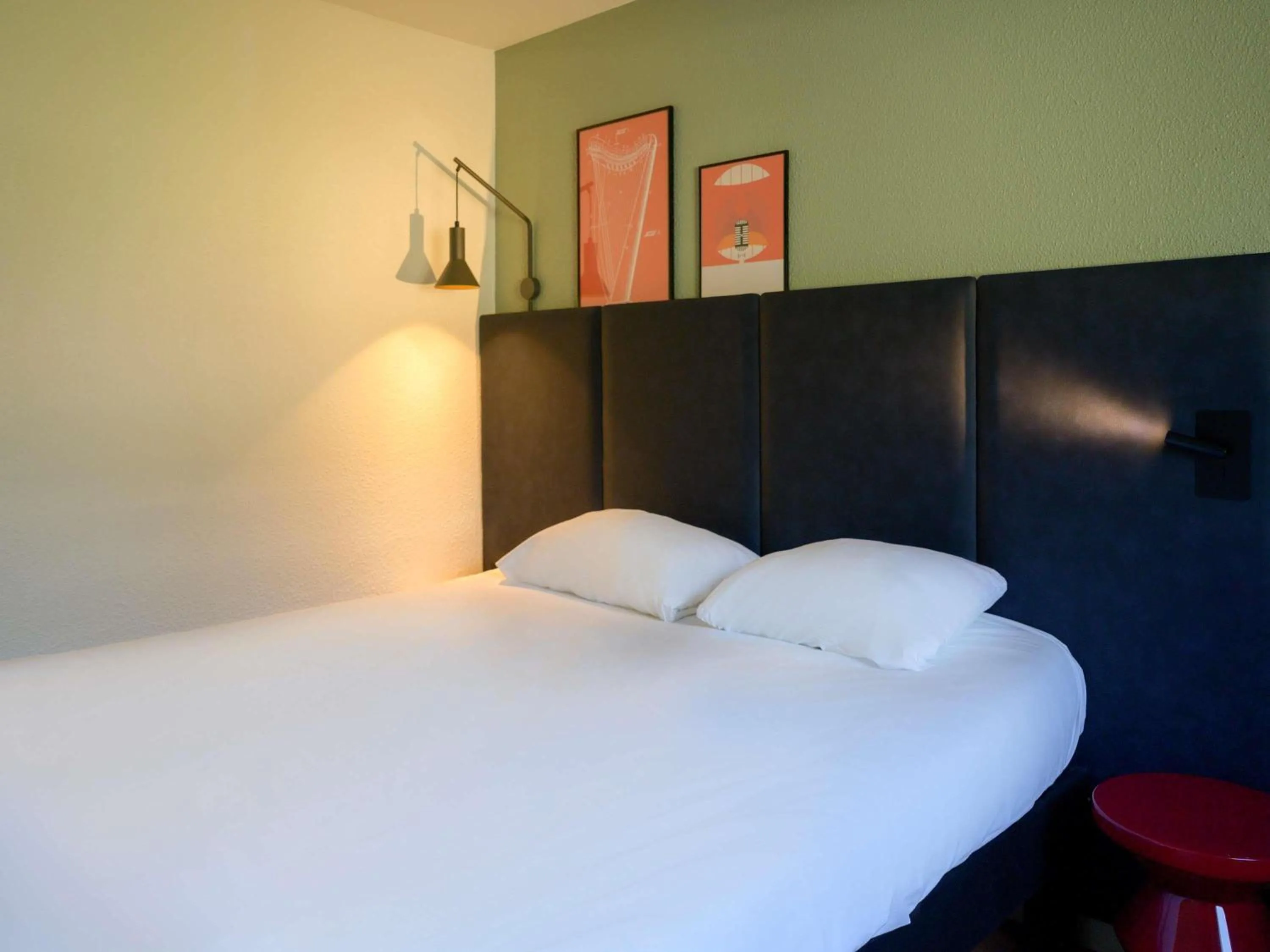 Bedroom, Bed in ibis Aix en Provence