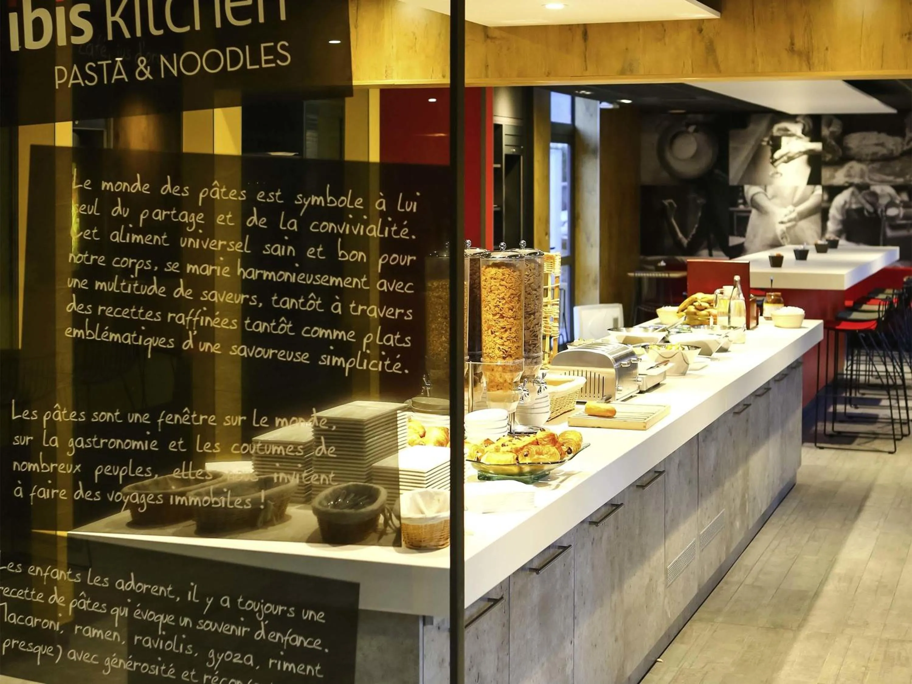 Restaurant/places to eat in ibis Aix en Provence