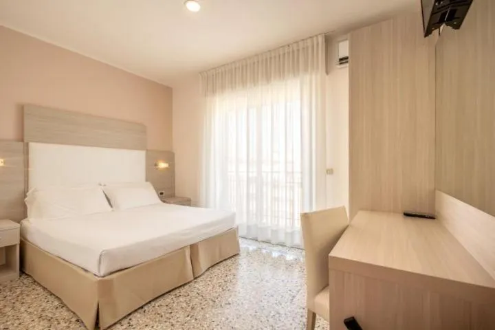 Bed in Hotel Atenea Golden Star