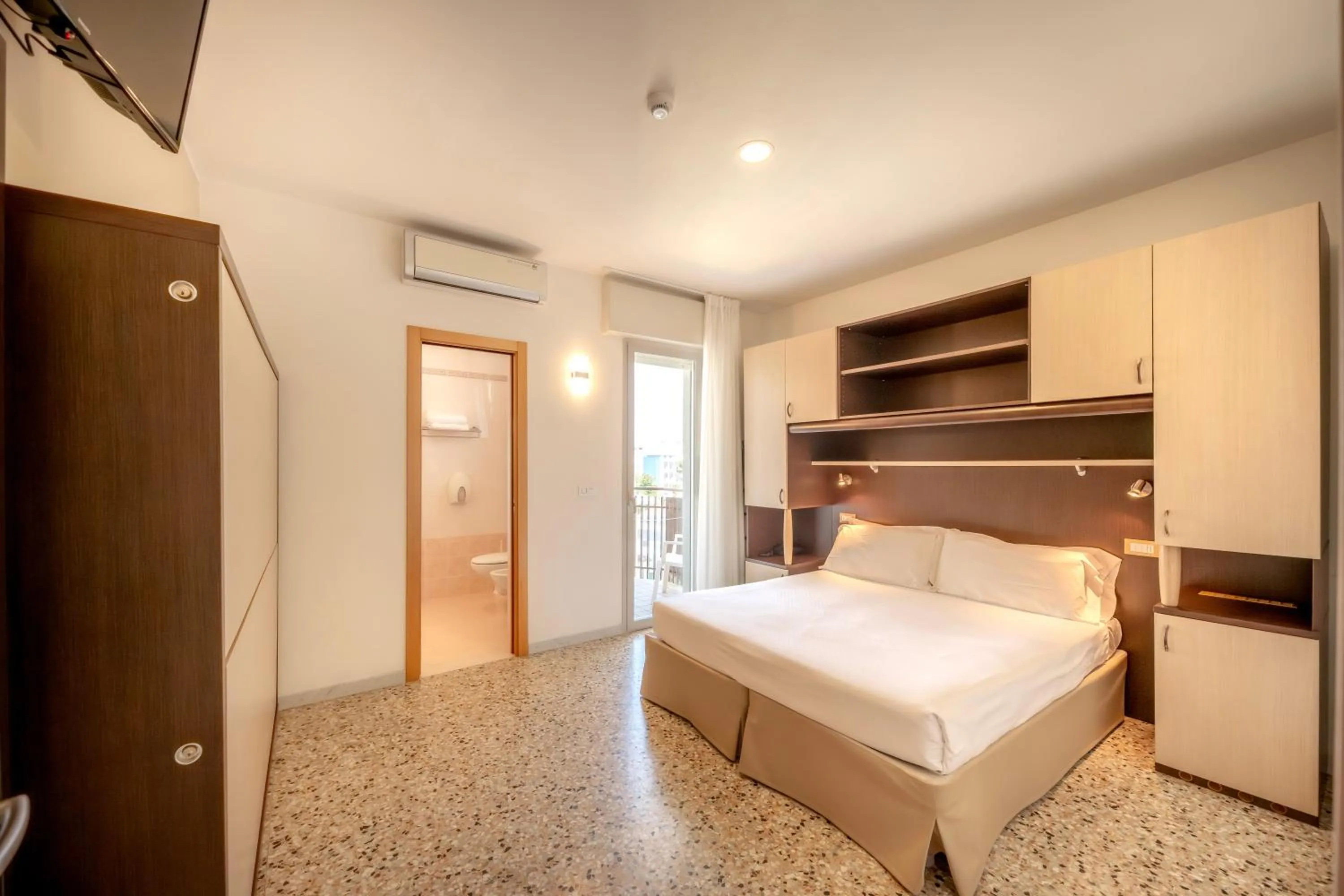 Bed in Hotel Atenea Golden Star