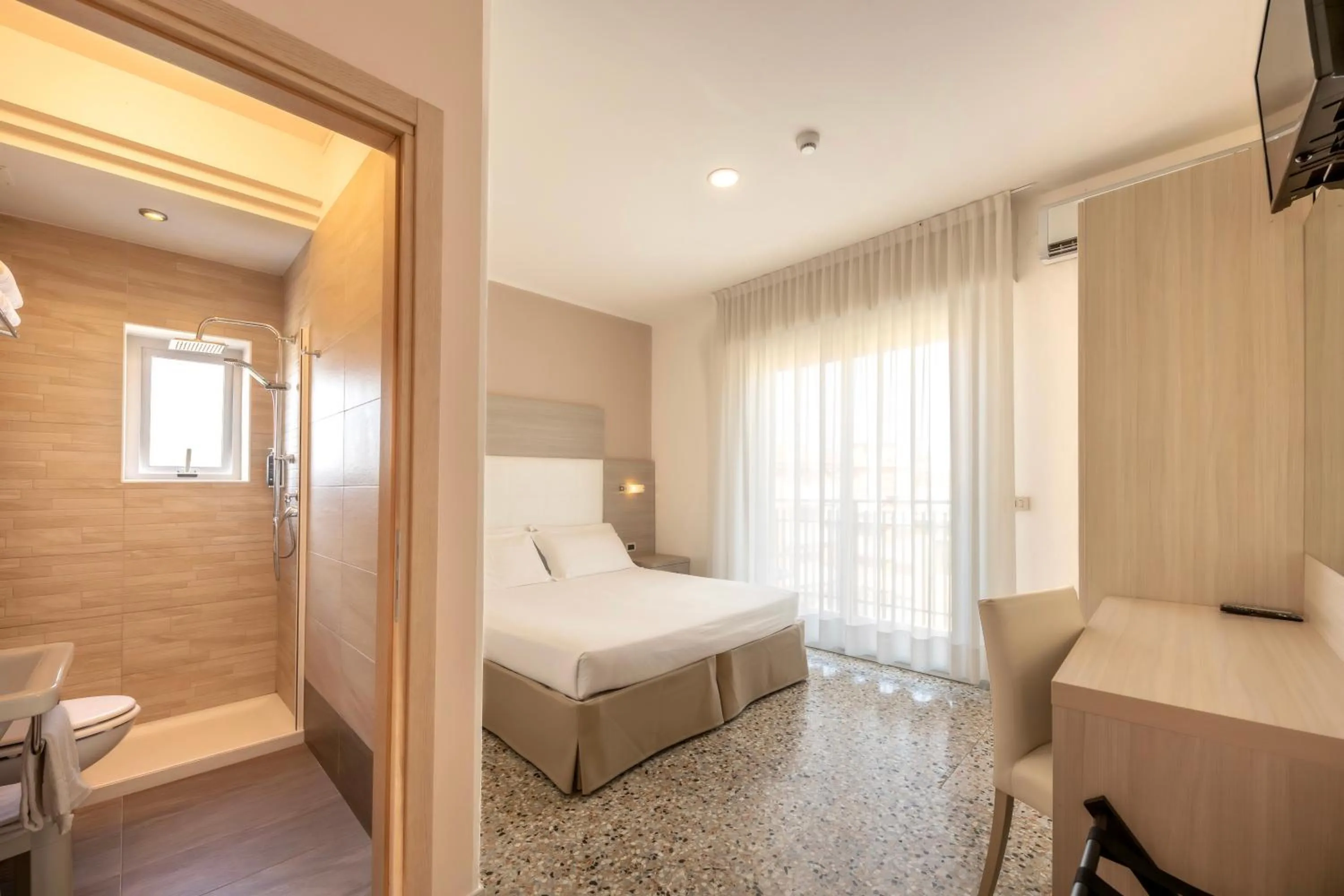 Bed in Hotel Atenea Golden Star