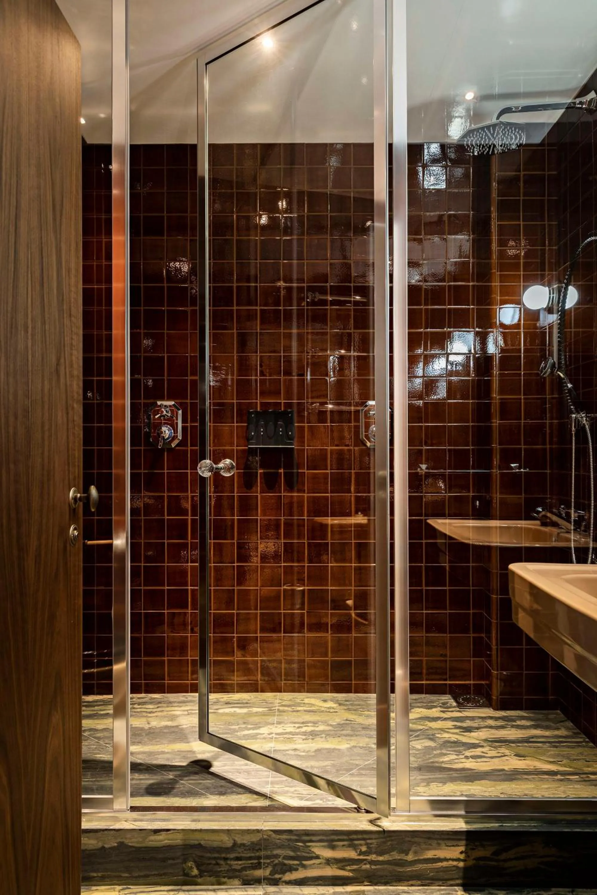 Bathroom in Hotel Florida Paris