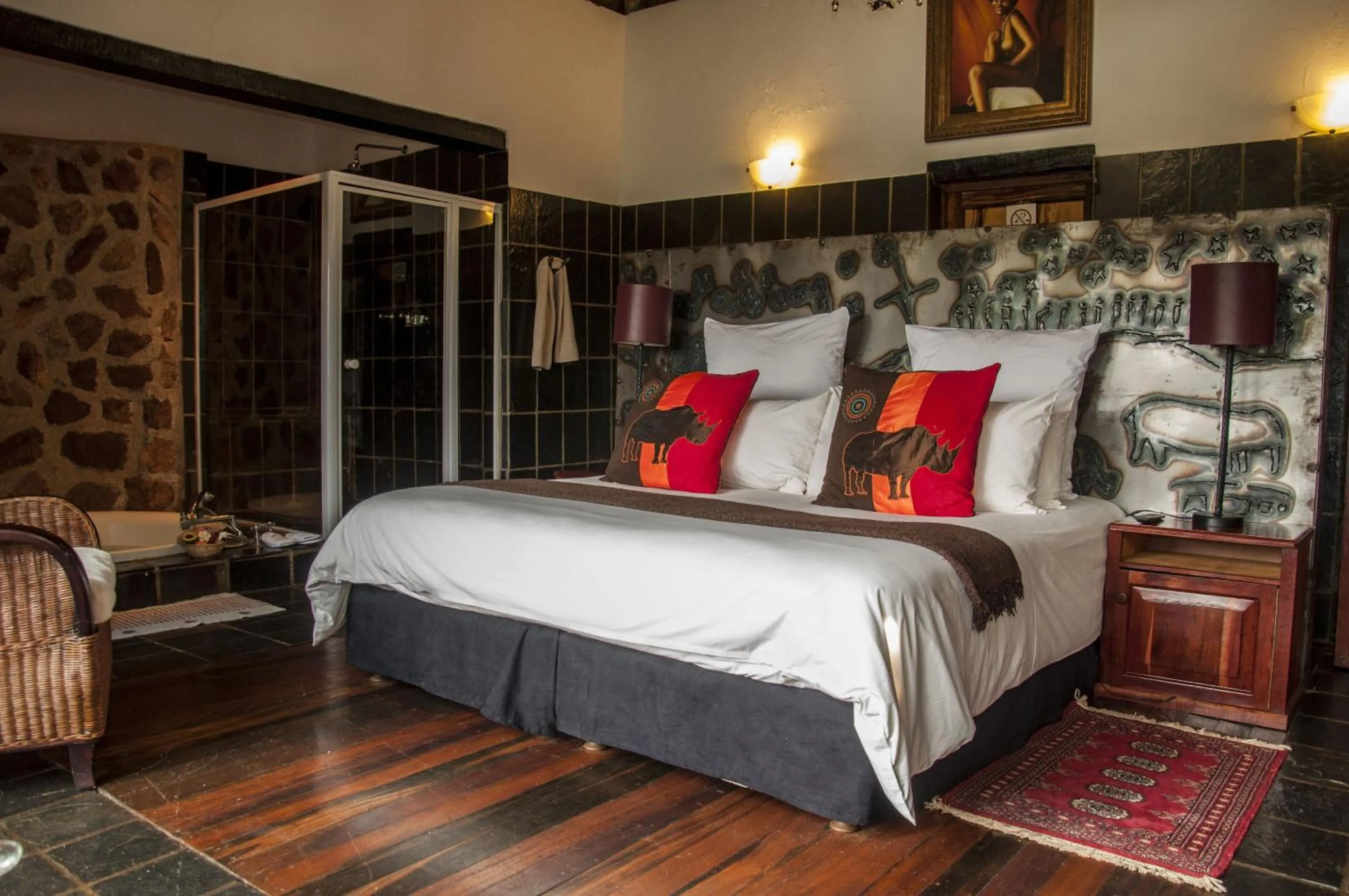 Bedroom, Bed in Kedar Heritage Lodge, Conference Centre & Spa