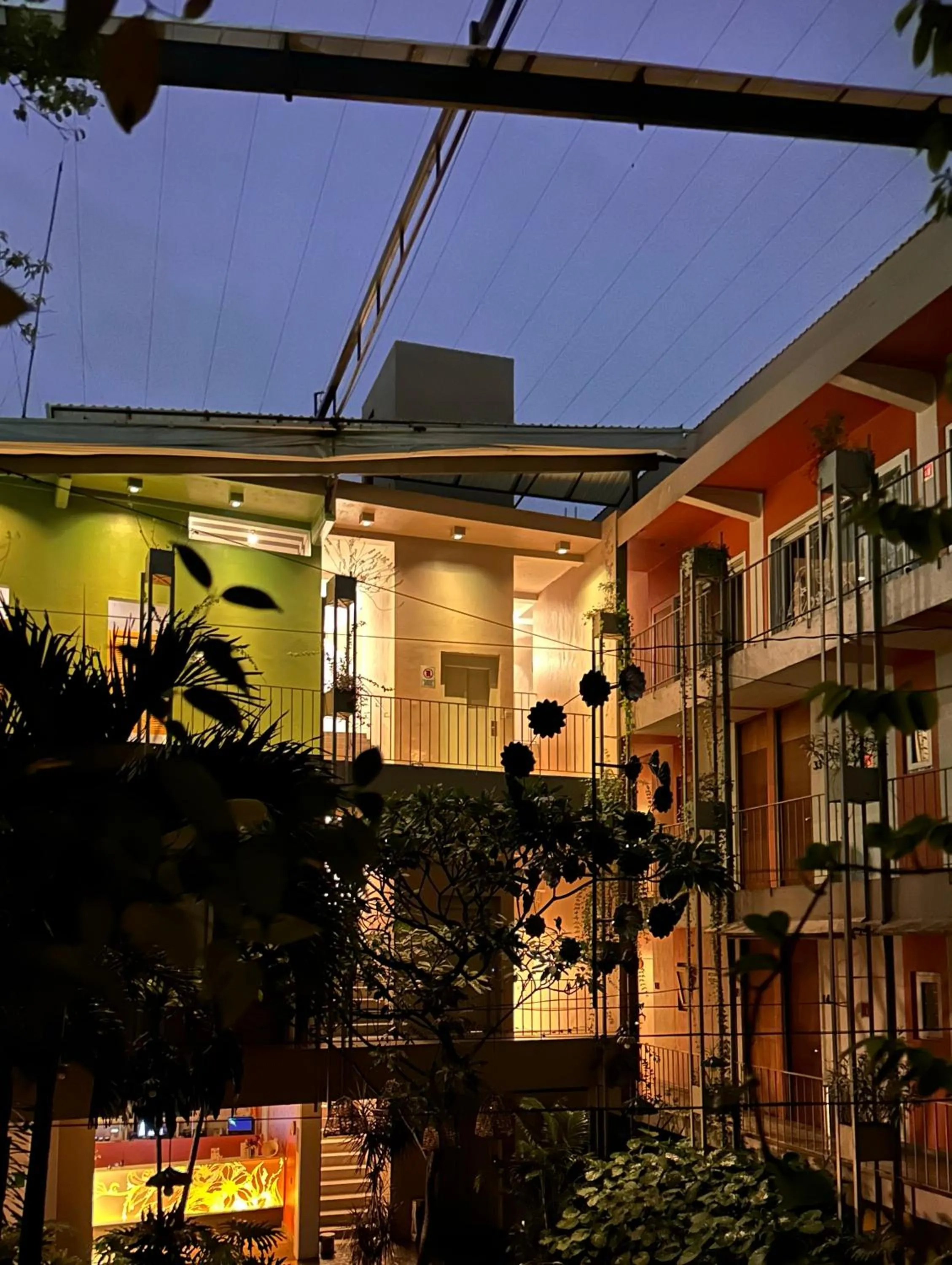 Flor de Mayo Hotel & Restaurant