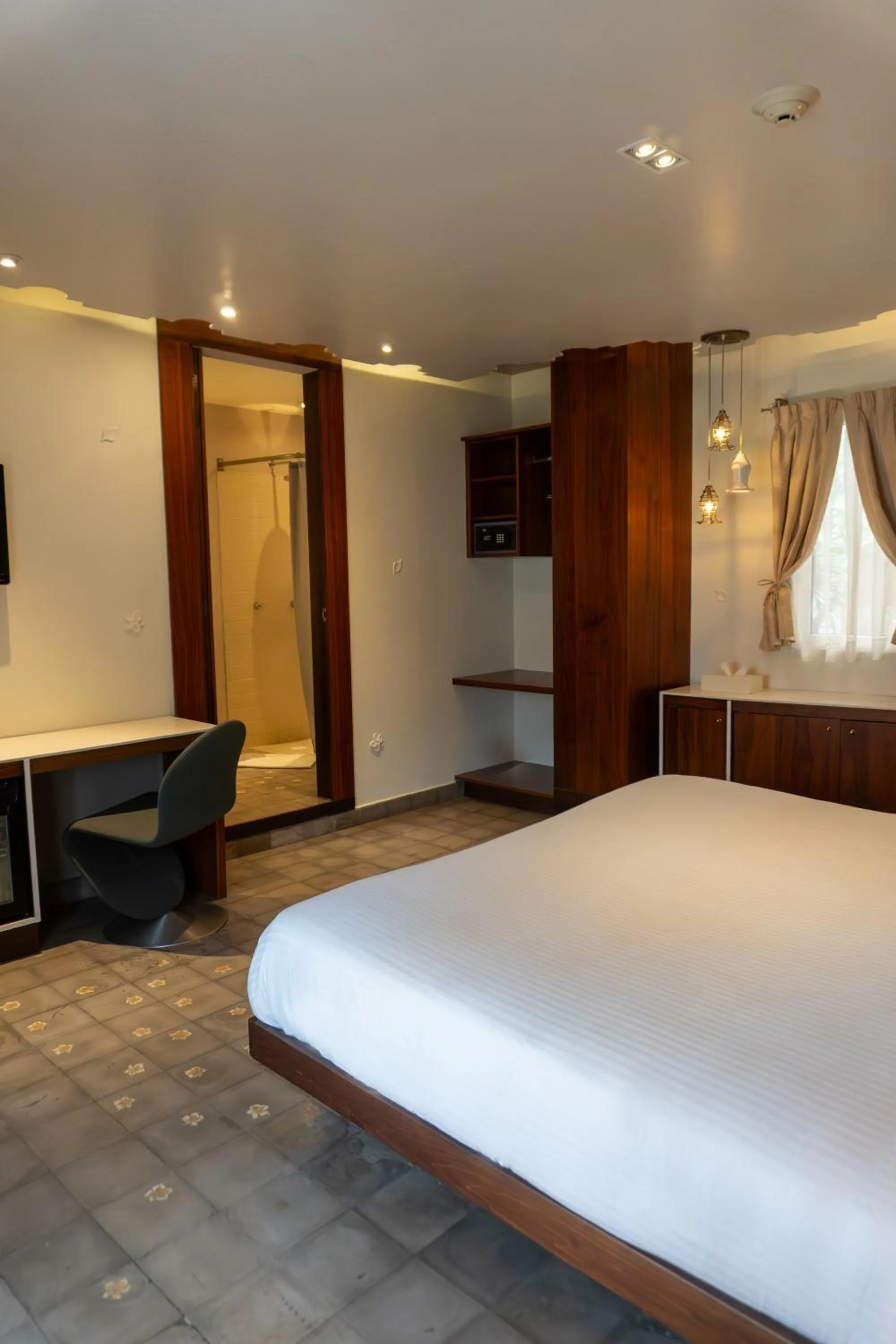 Photo of the whole room, Bed in Flor de Mayo Hotel & Restaurant