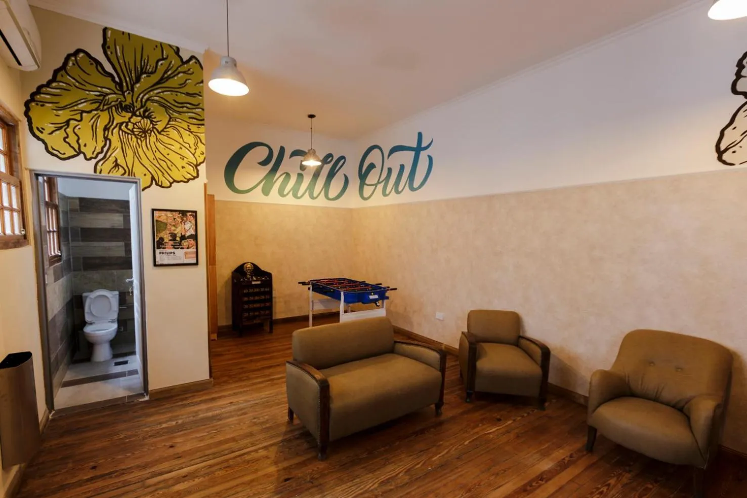 Seating area in Che Juan Hostel BA