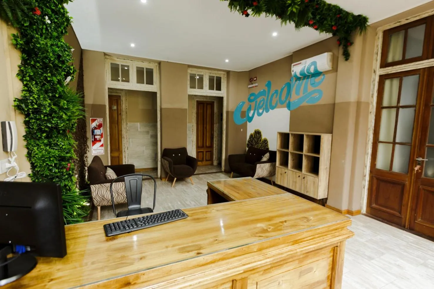 Facade/entrance in Che Juan Hostel BA