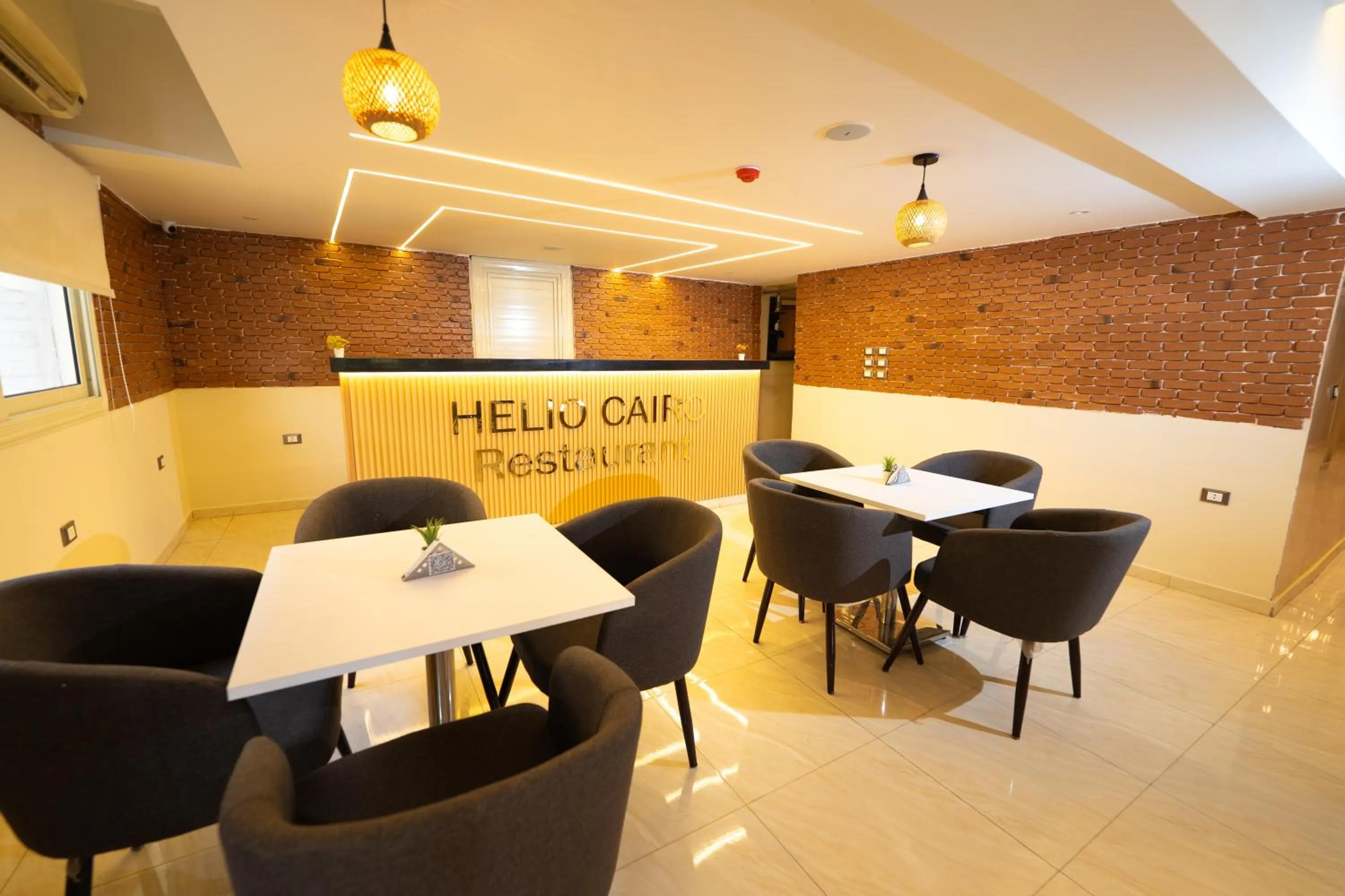 Restaurant/places to eat in Helio Cairo Hotel