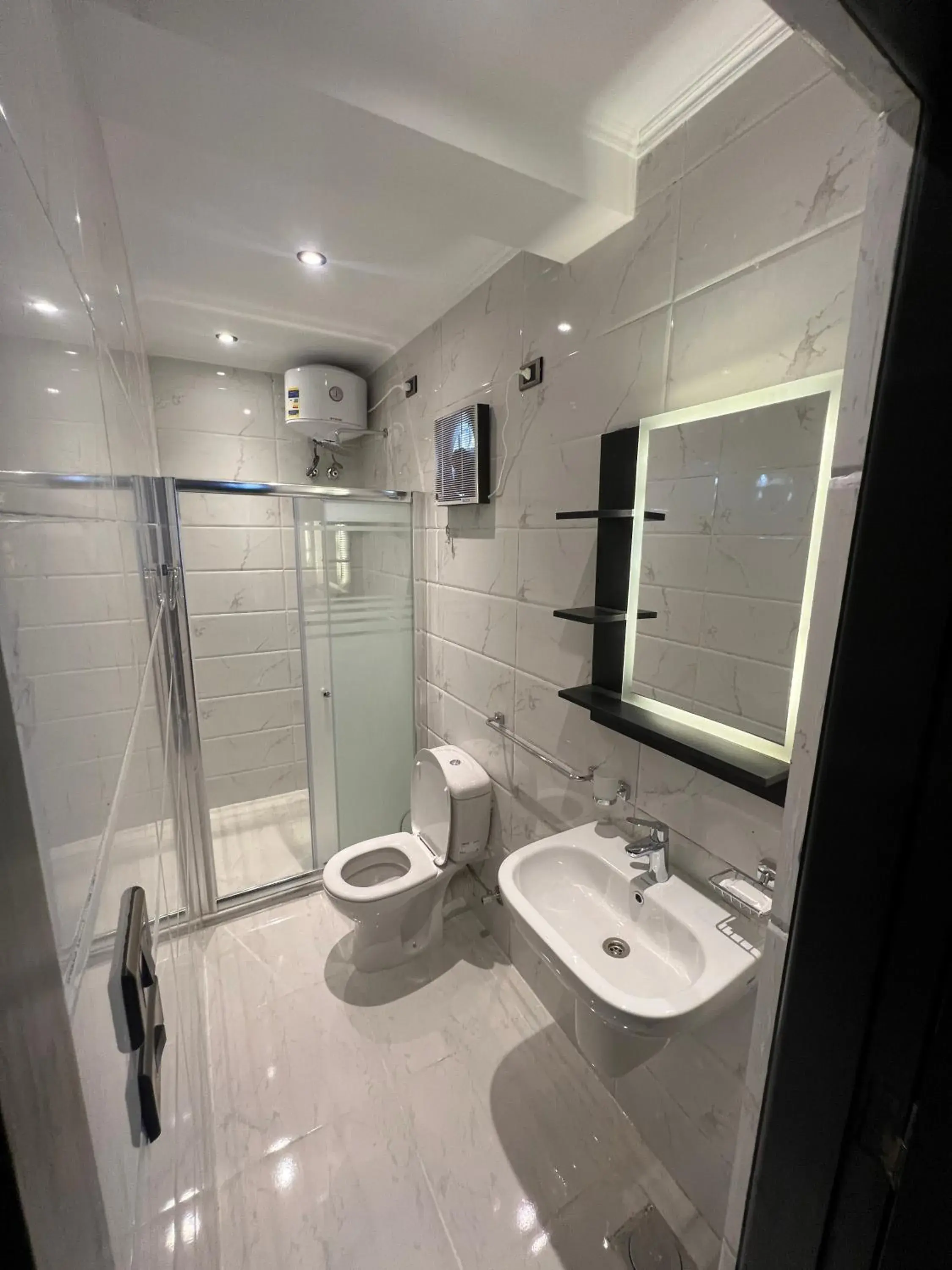 Deluxe Triple Room in Helio Cairo Hotel Deluxe Triple Room in Helio Cairo Hotel