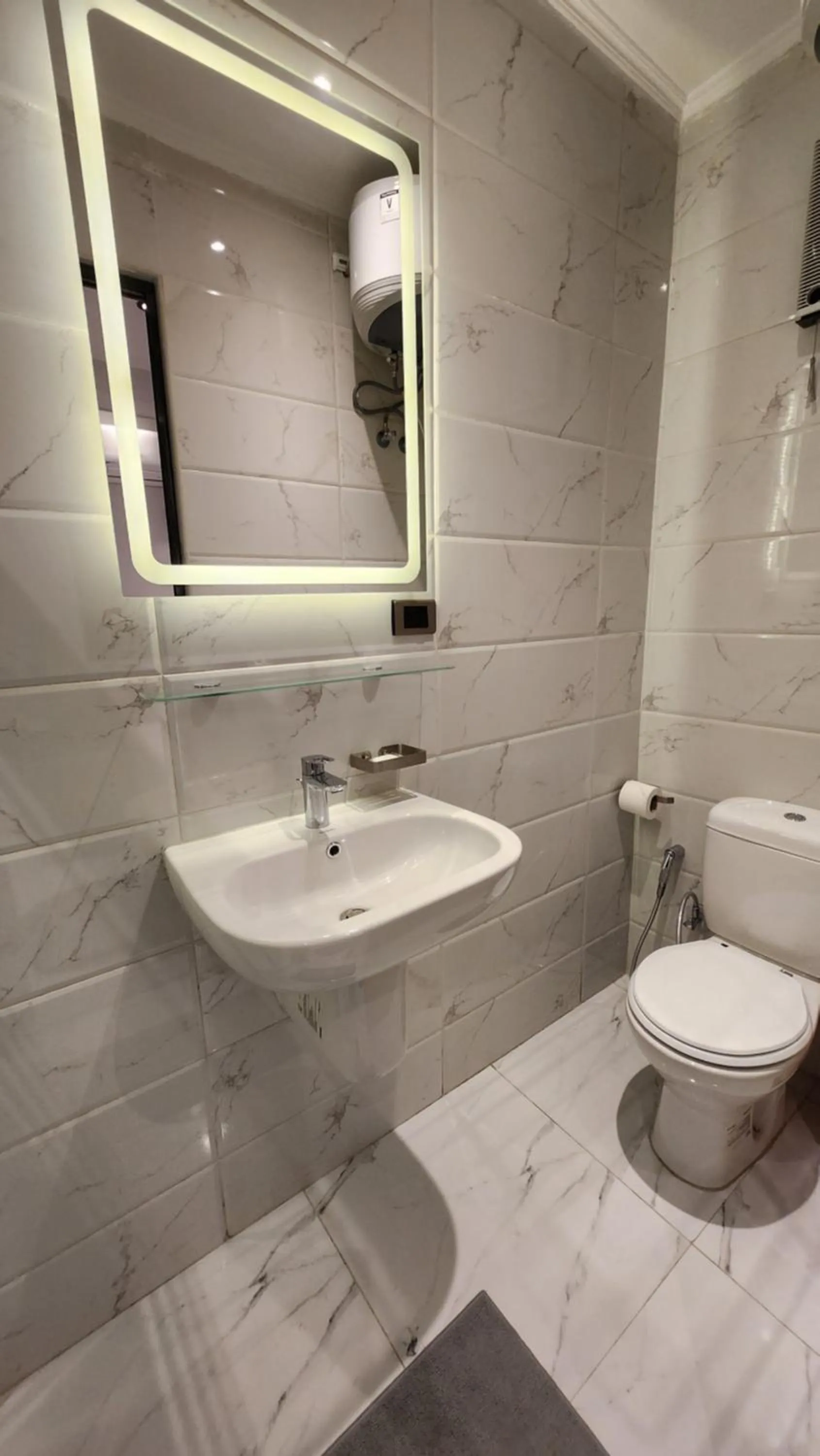 Toilet in Helio Cairo Hotel