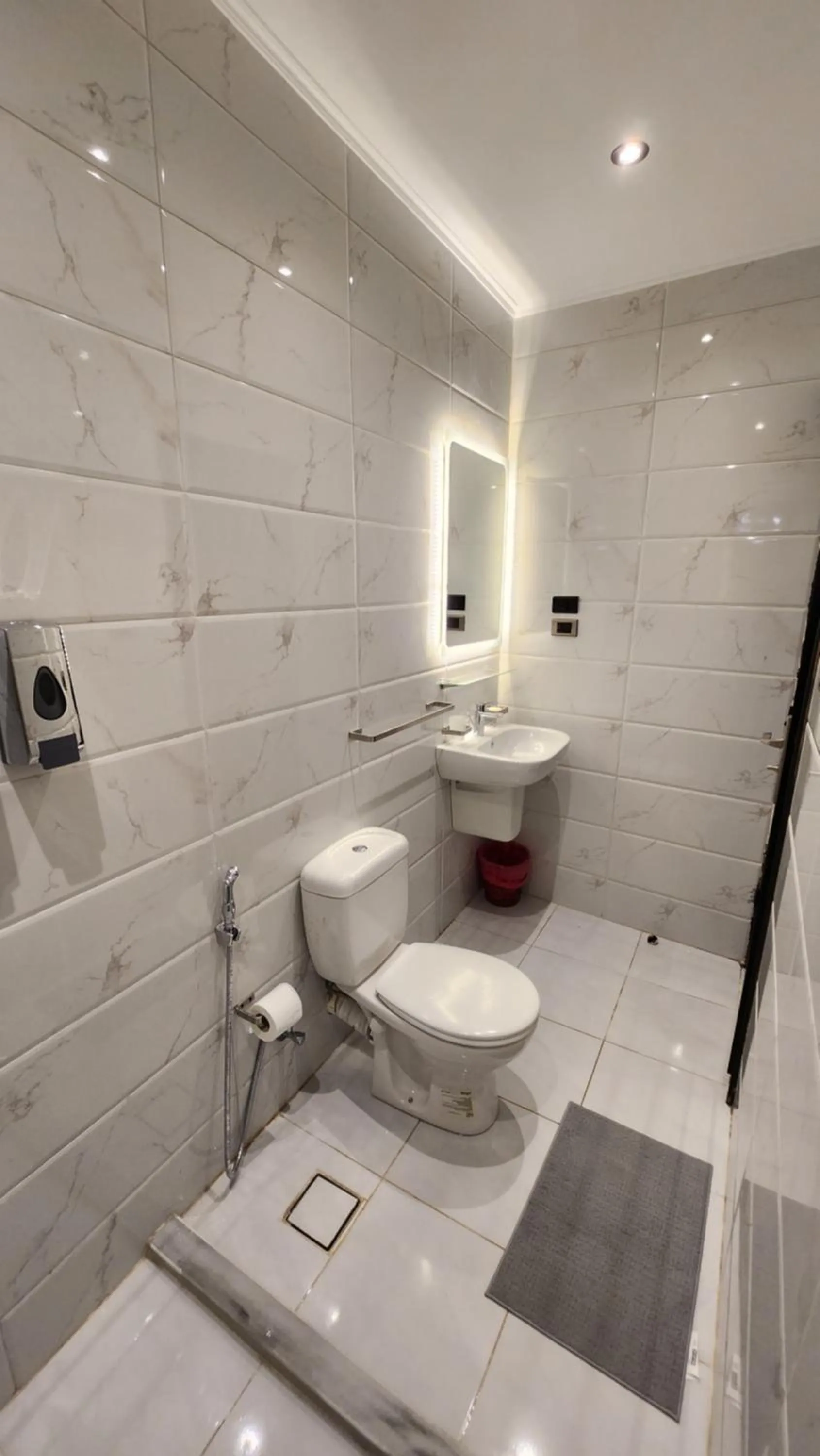 Shower in Helio Cairo Hotel