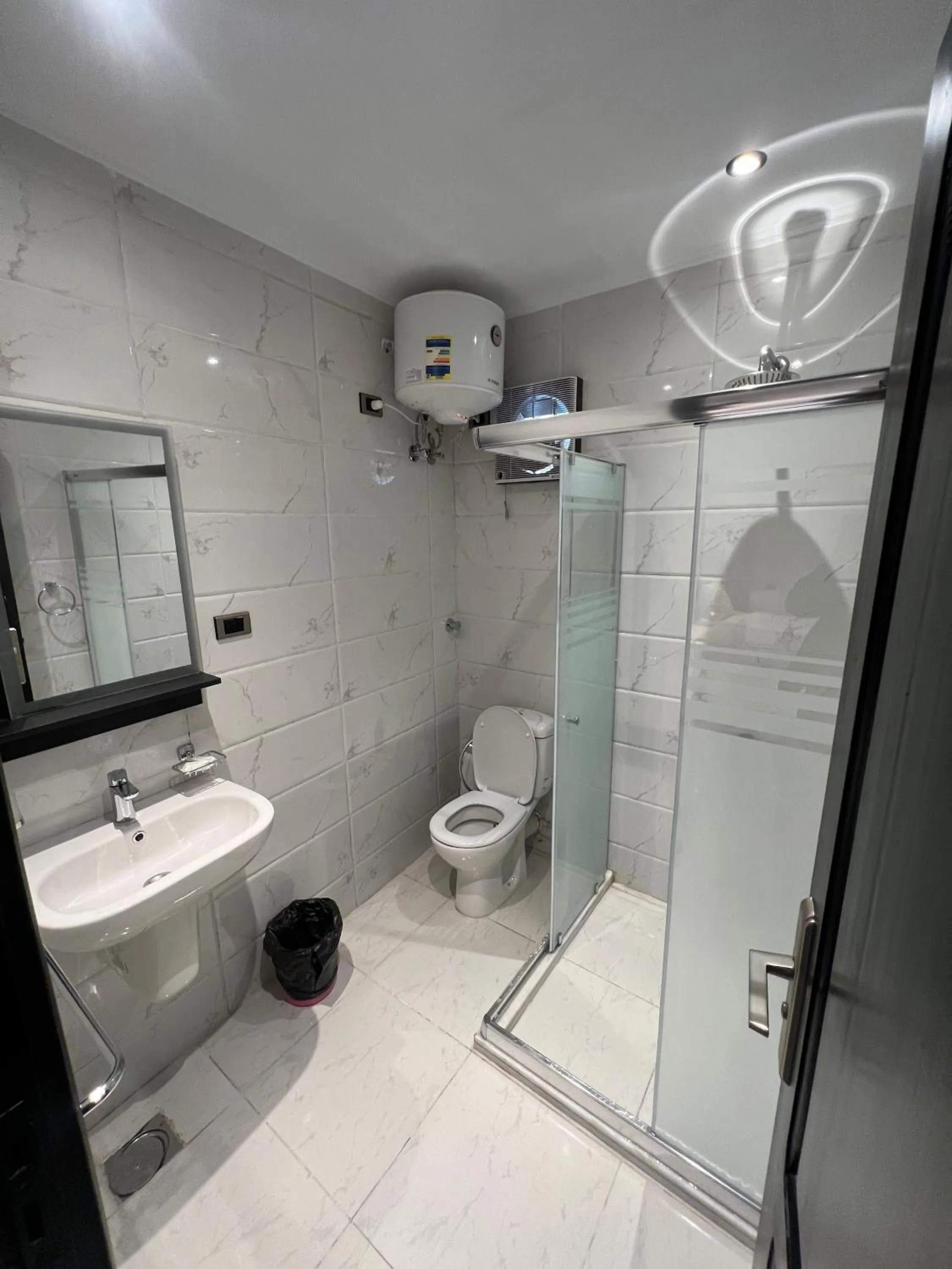 Shower in Helio Cairo Hotel