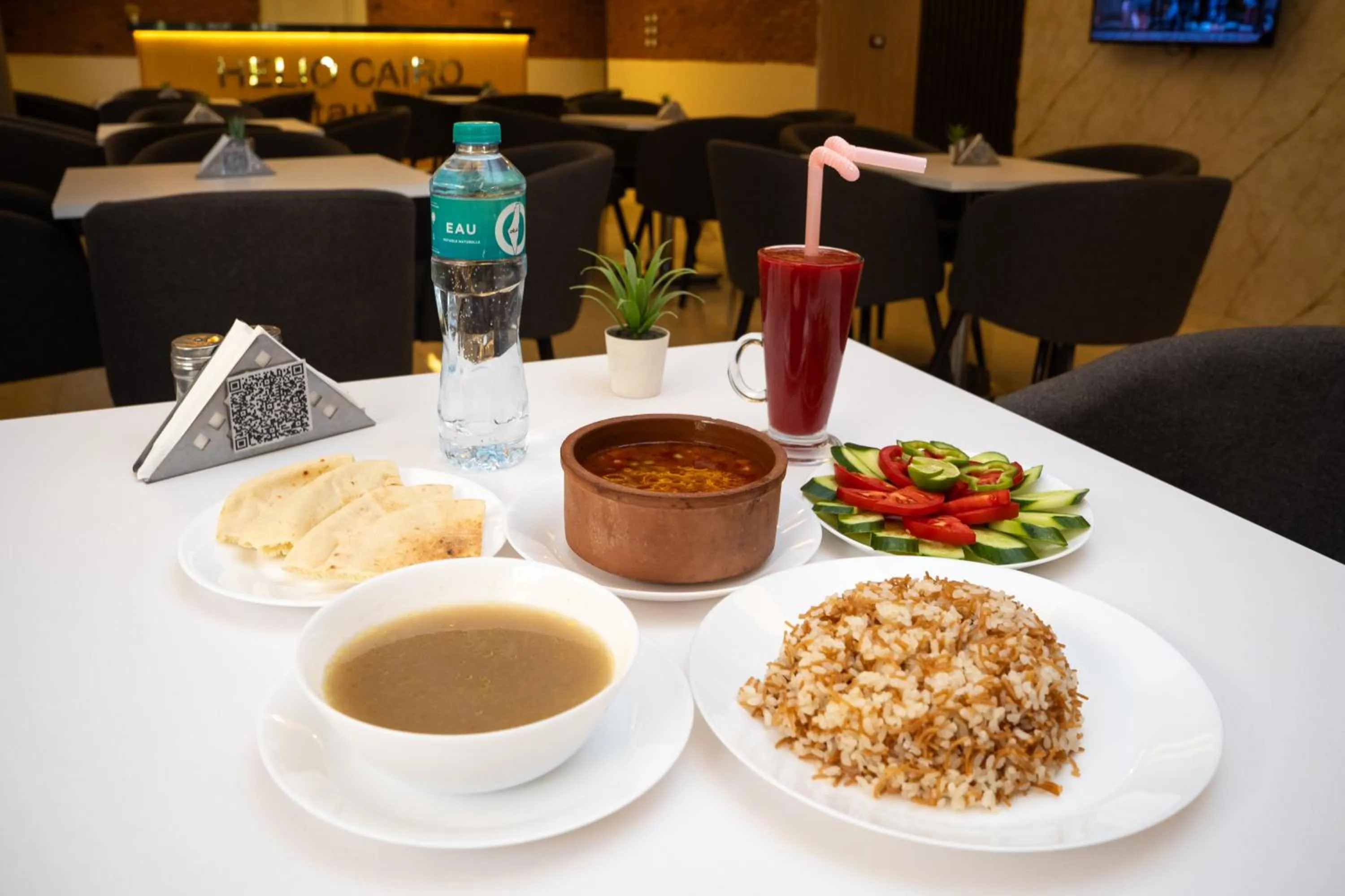 Restaurant/places to eat in Helio Cairo Hotel