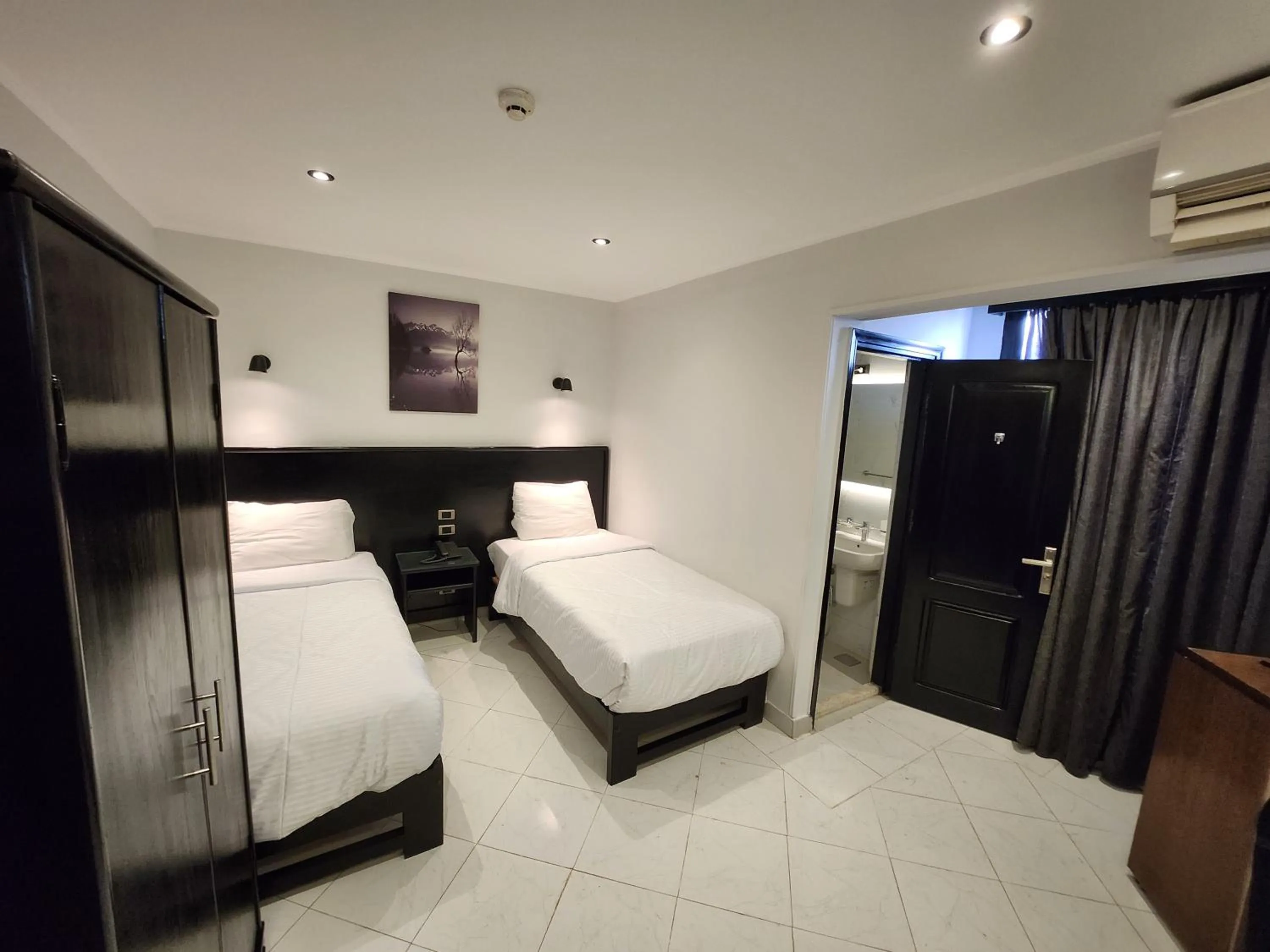 air conditioner, Bed in Helio Cairo Hotel