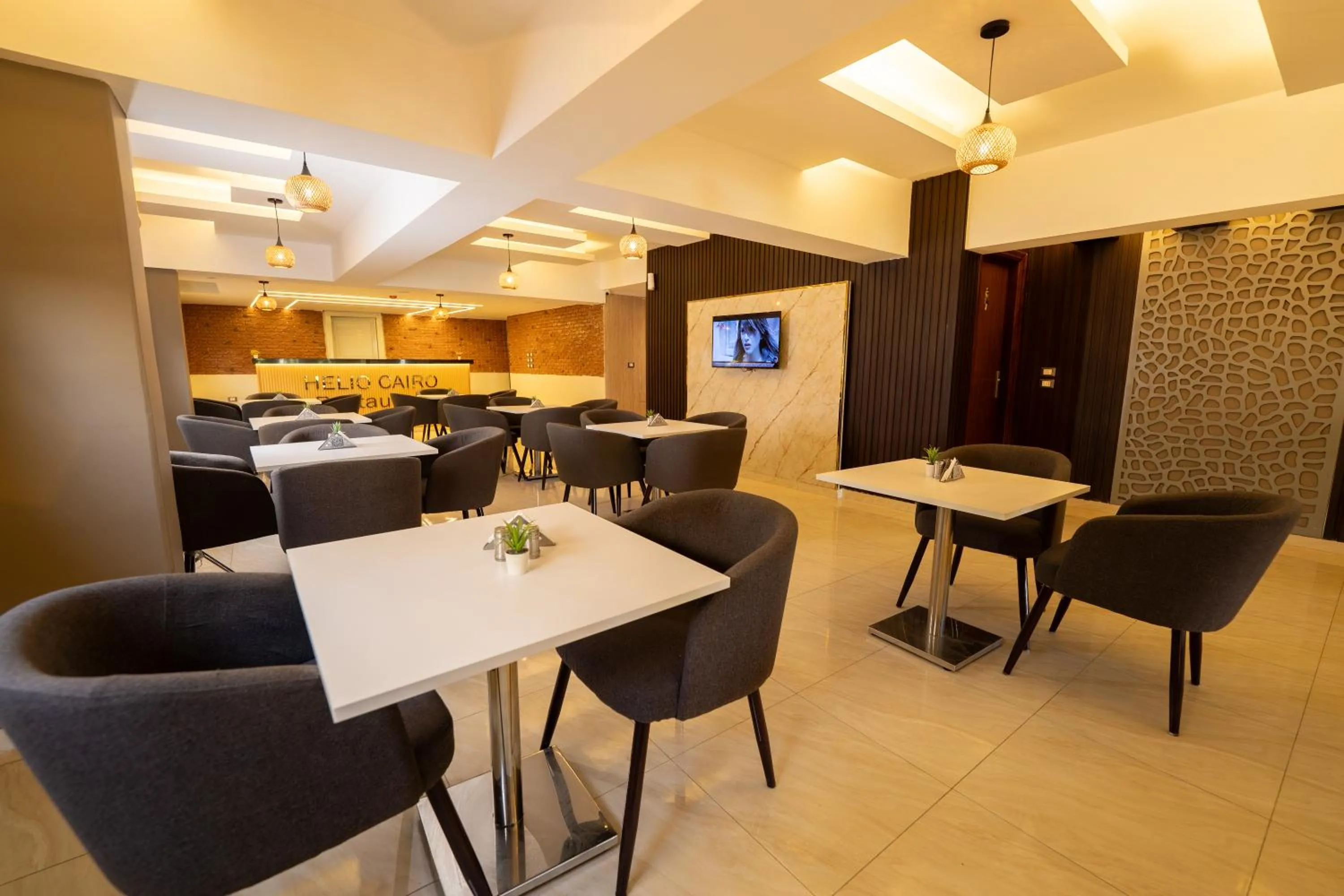 Restaurant/places to eat in Helio Cairo Hotel