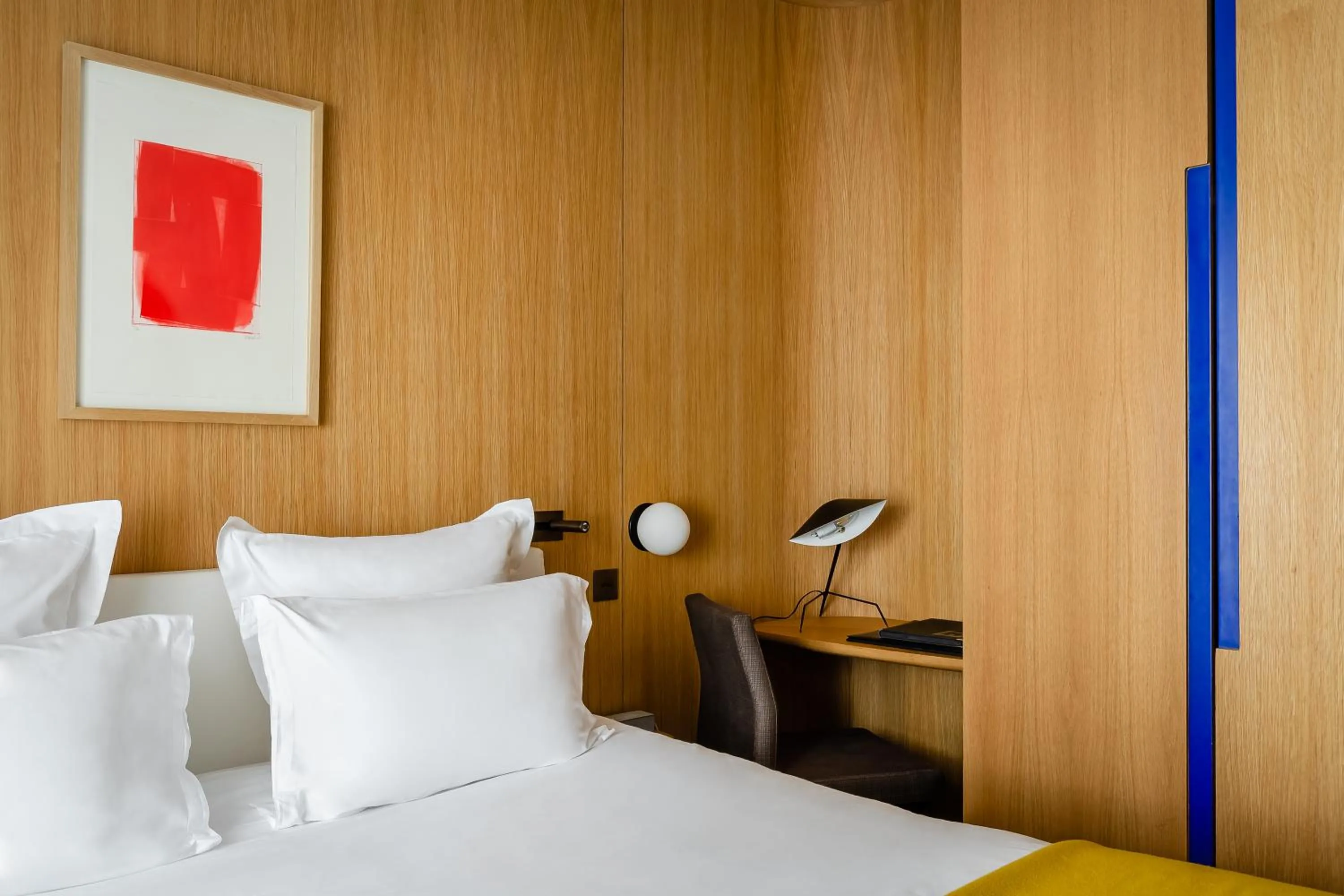 Bed in Hôtel du Ministère