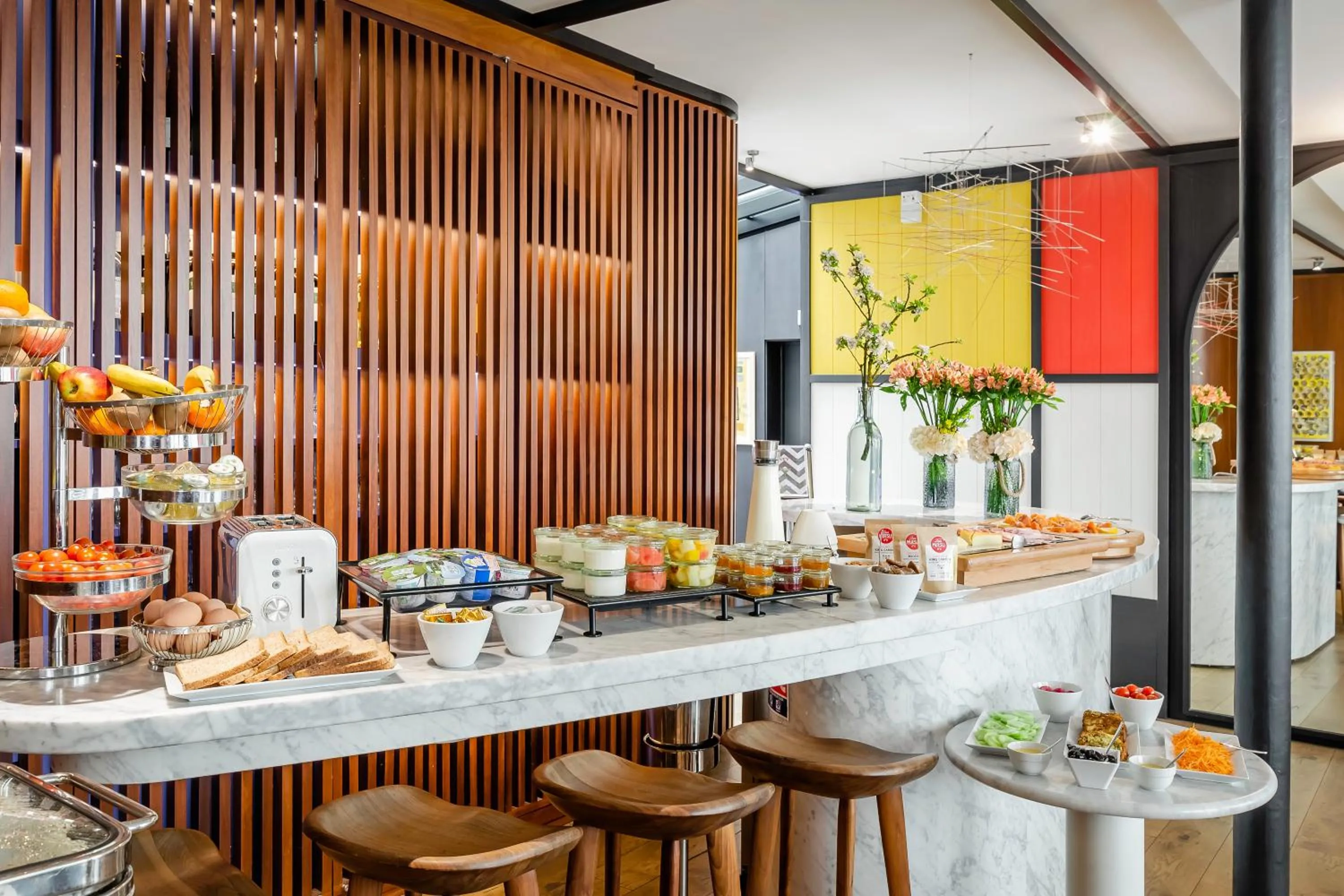 Buffet breakfast in Hôtel du Ministère