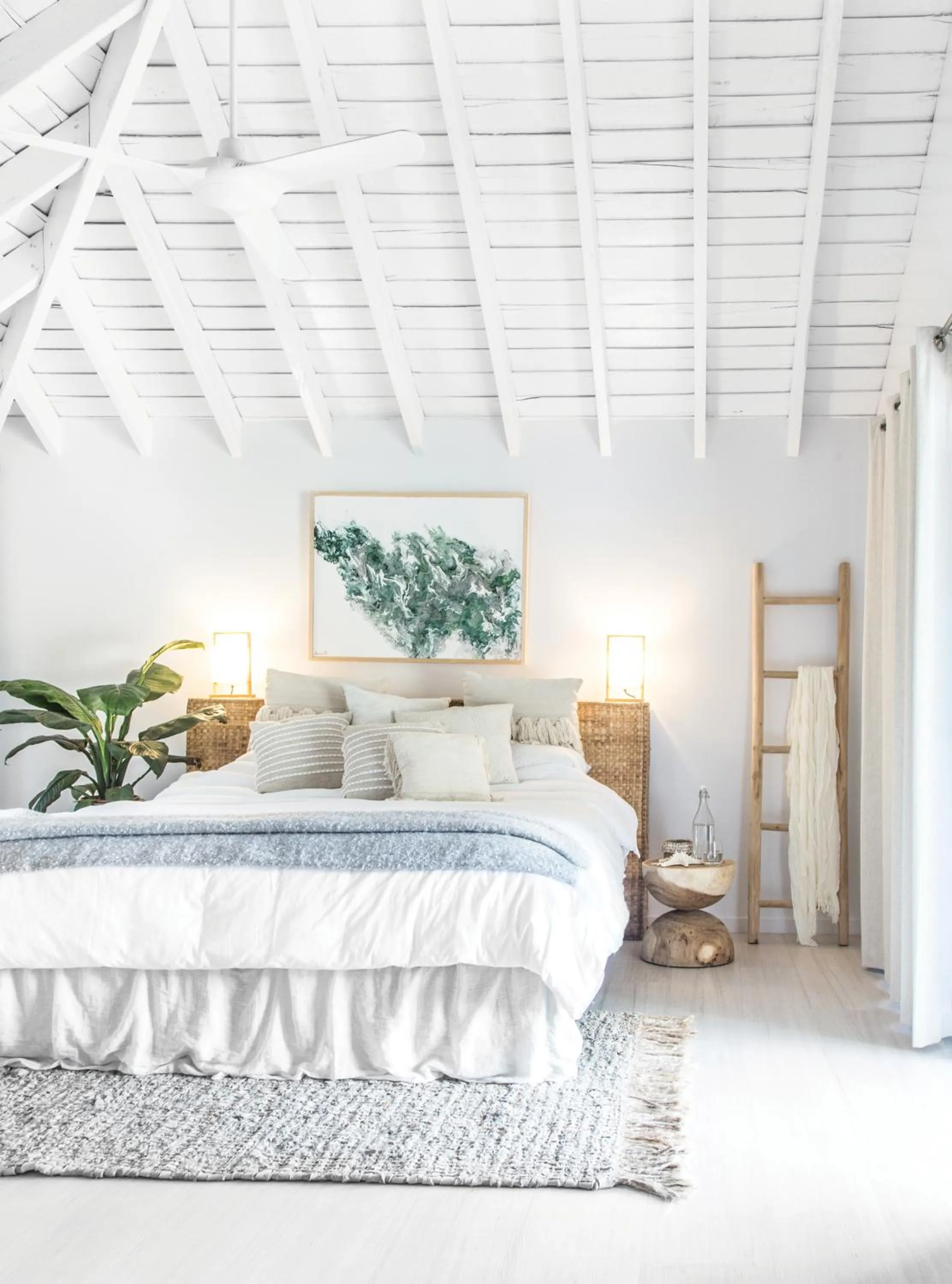 Photo of the whole room, Bed in Elysian Luxury Eco Island Retreat