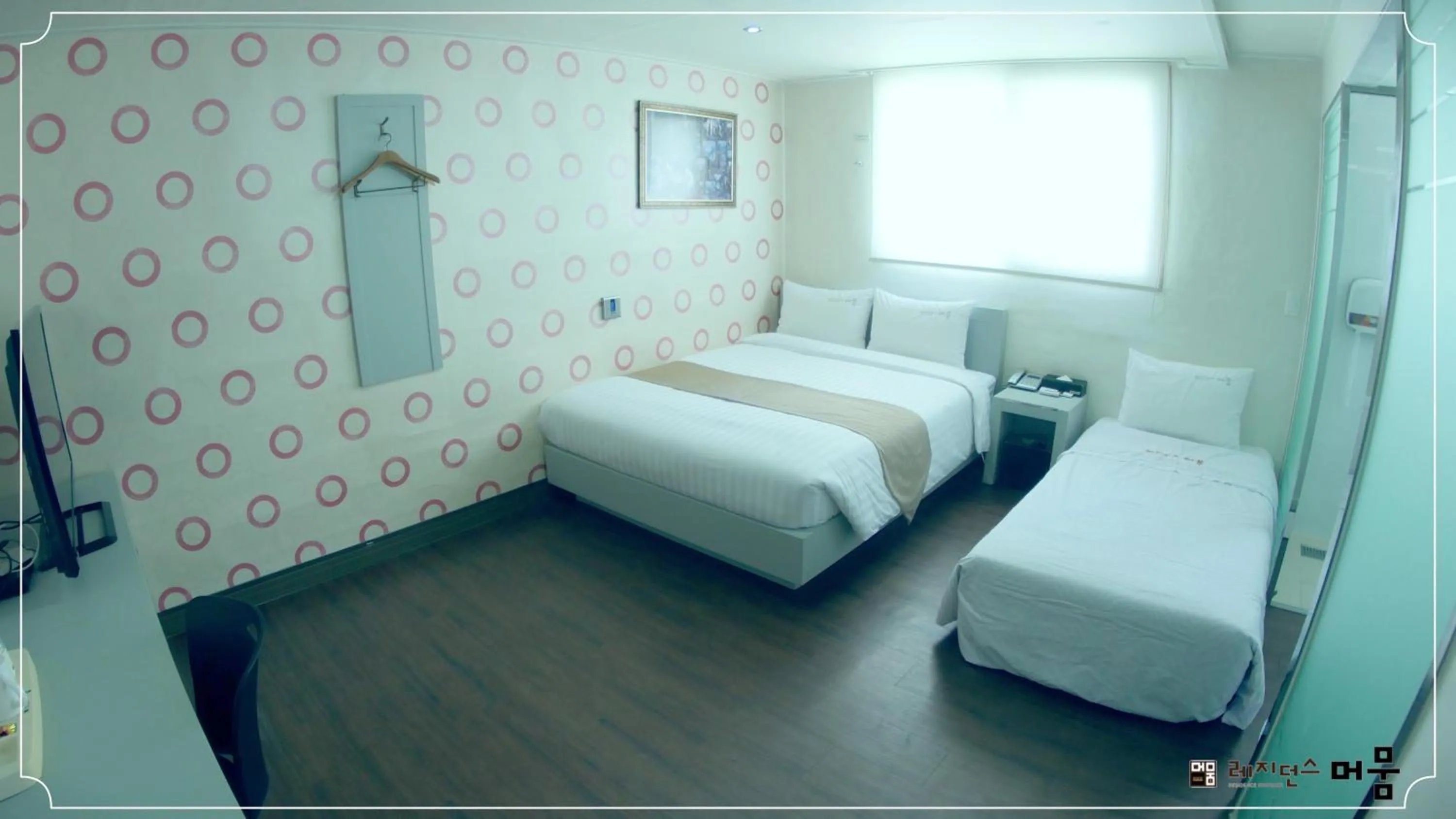 Decorative detail, Bed in Residence Mumum Hotel