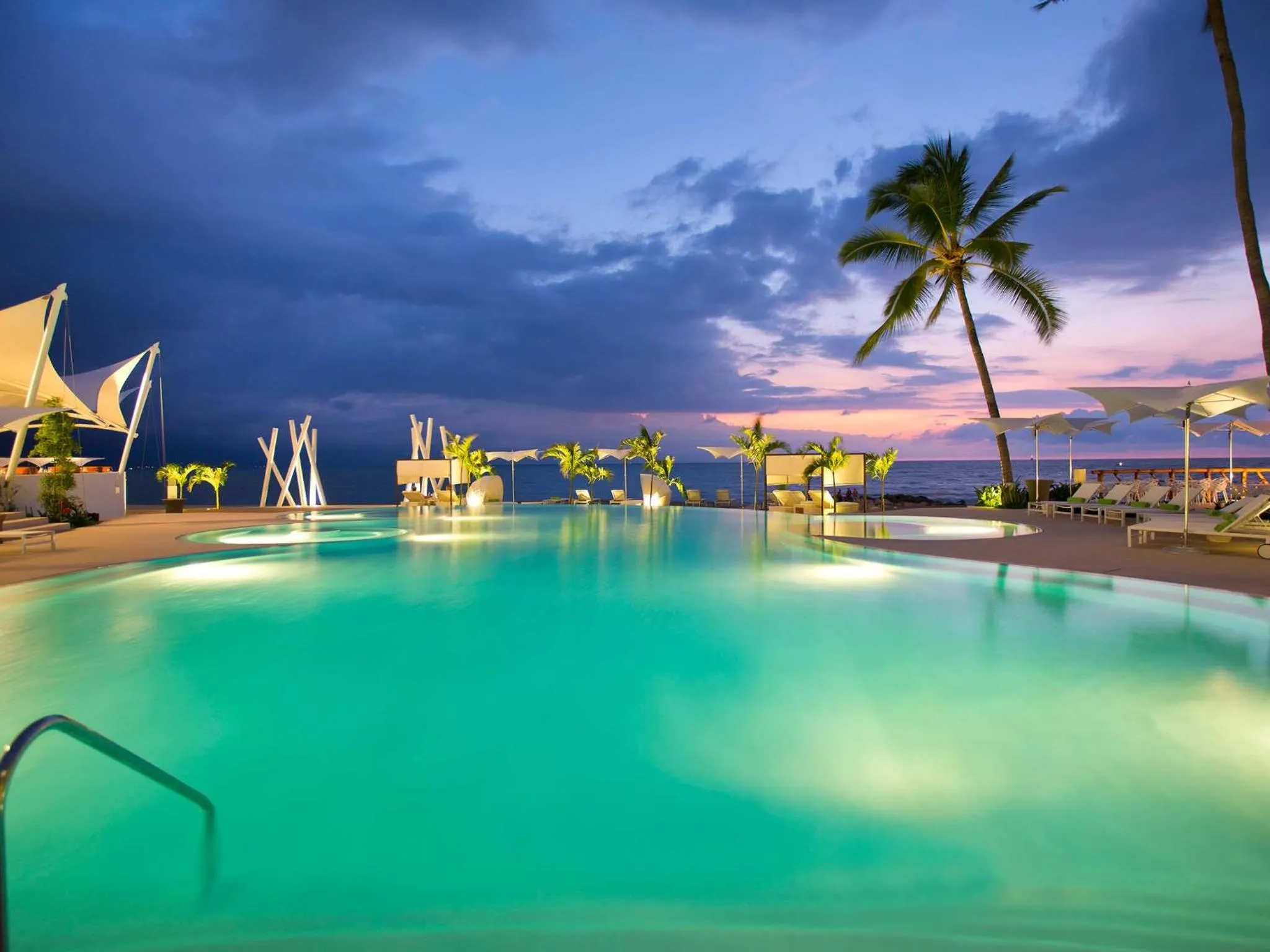 Swimming pool in Krystal Grand Puerto Vallarta - All Inclusive