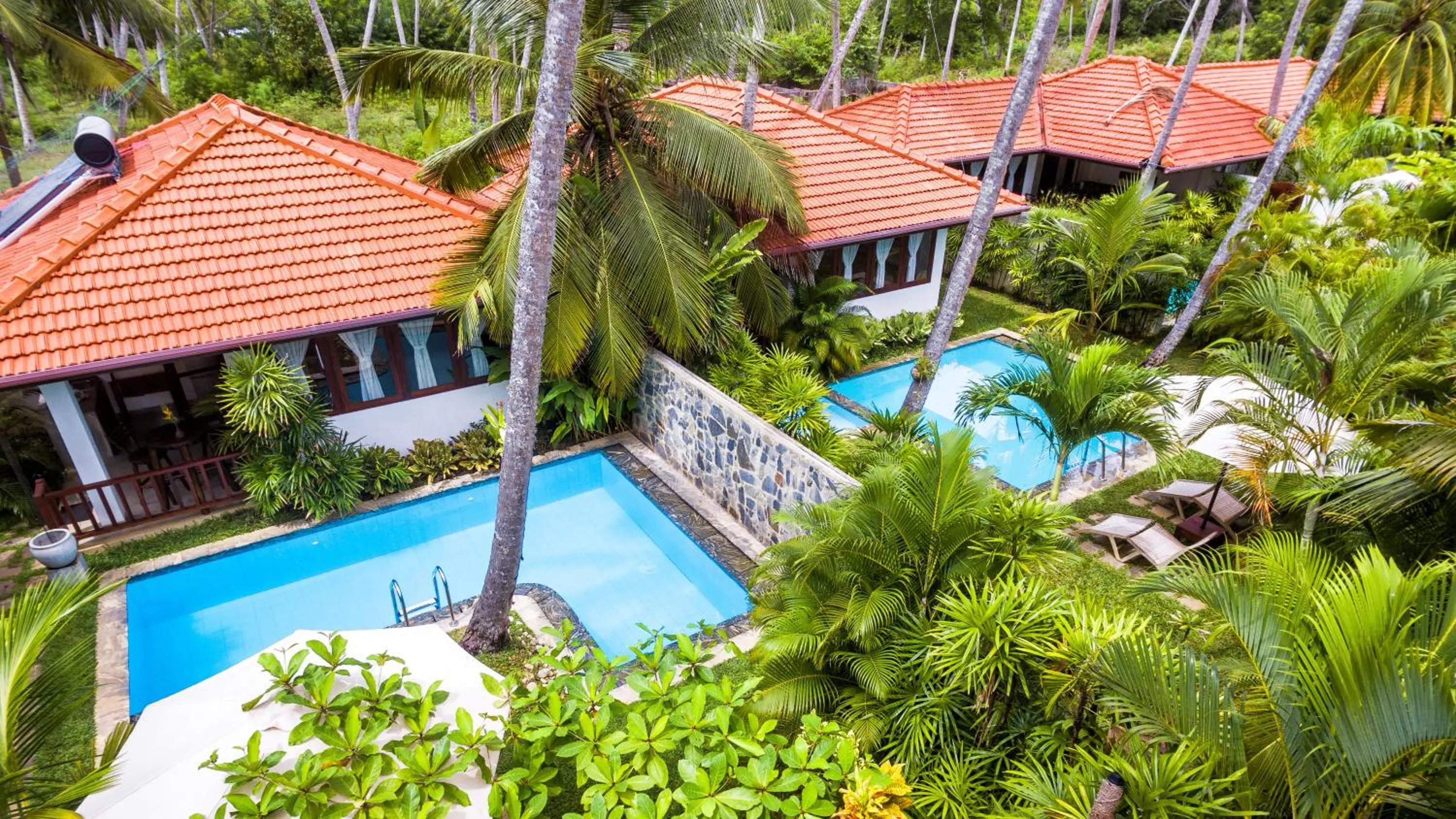 Bird's eye view, Pool View in Good Karma