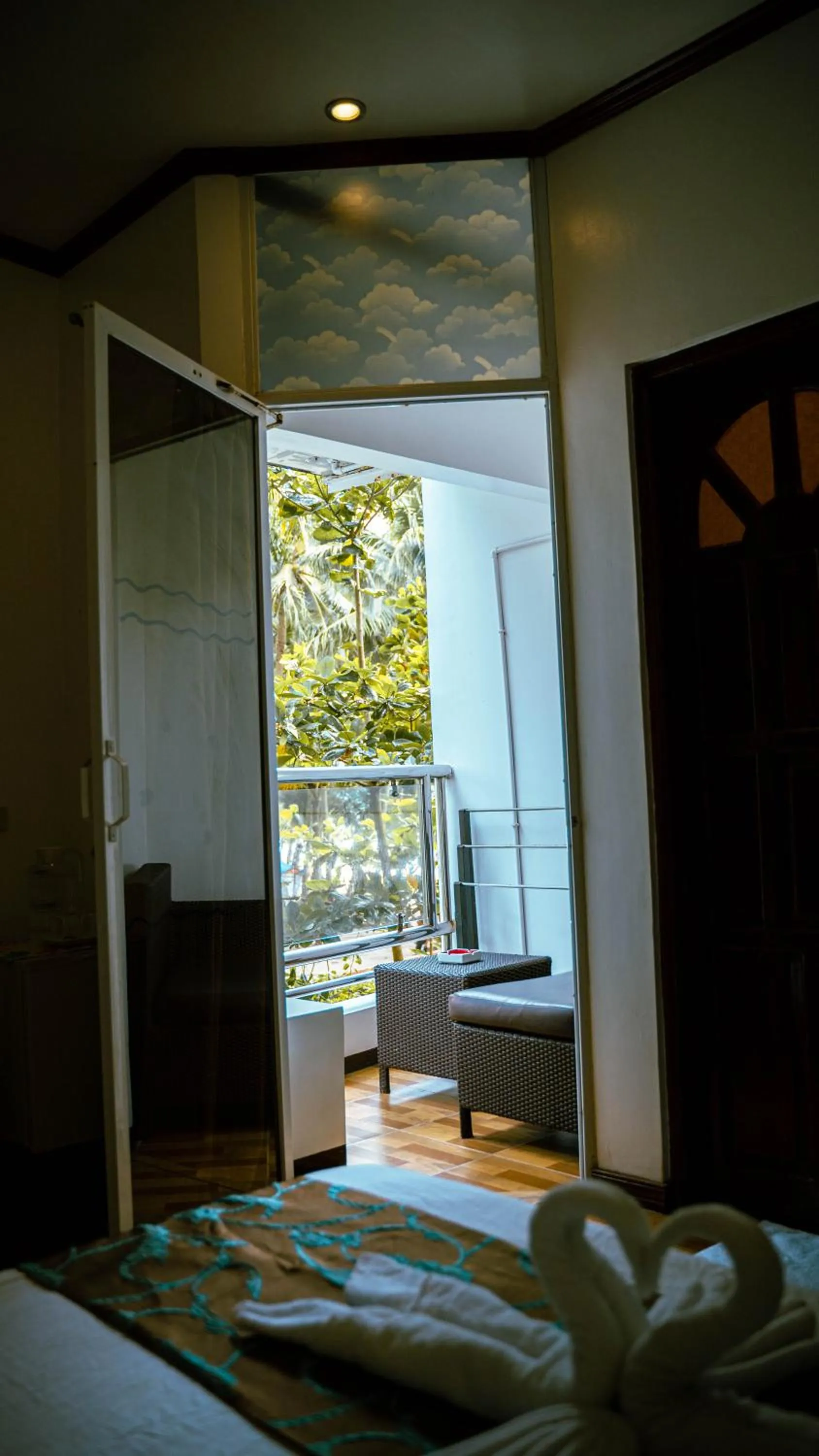 Bed in DiveGurus Boracay Beach Resort