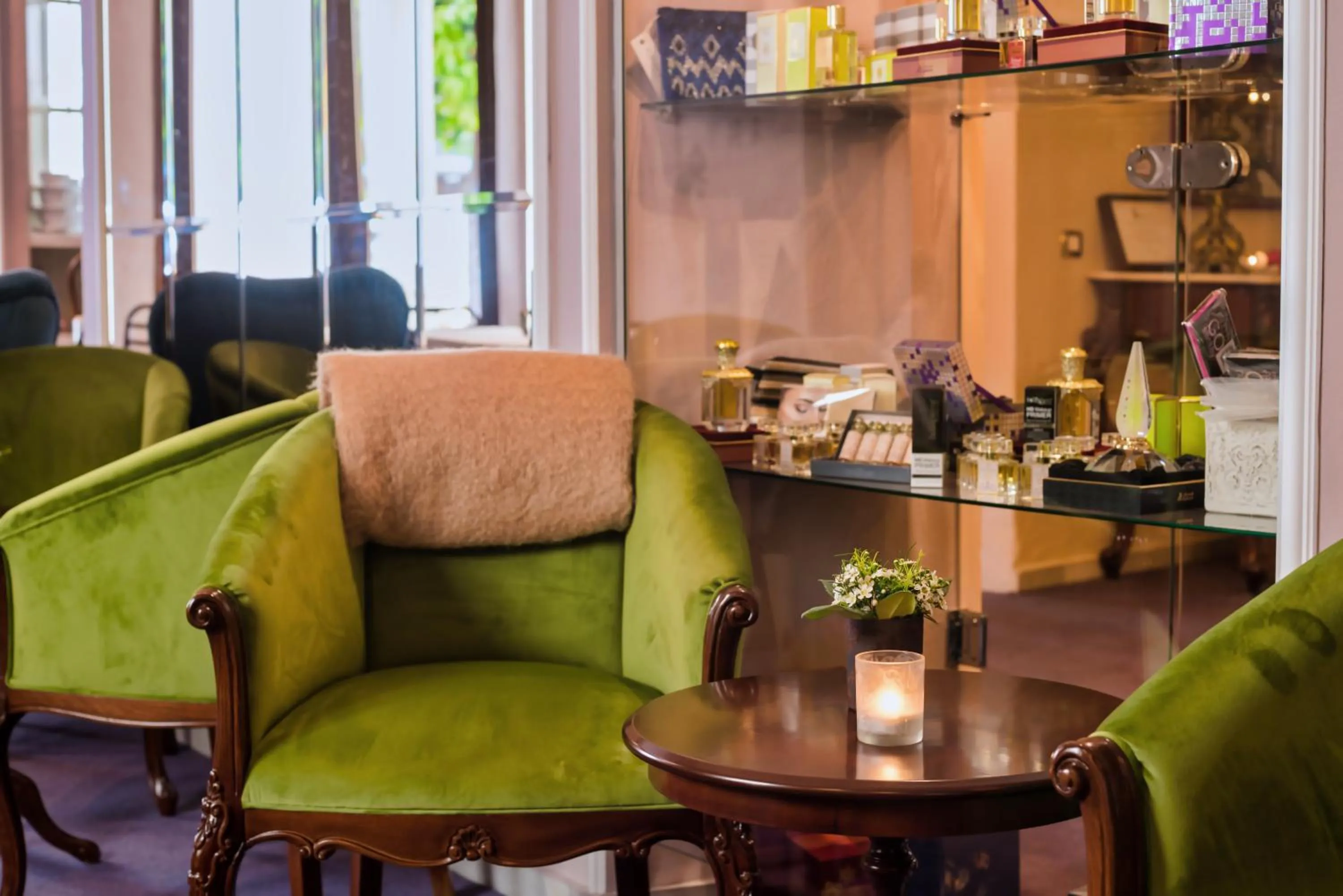 On-site shops in The Town House