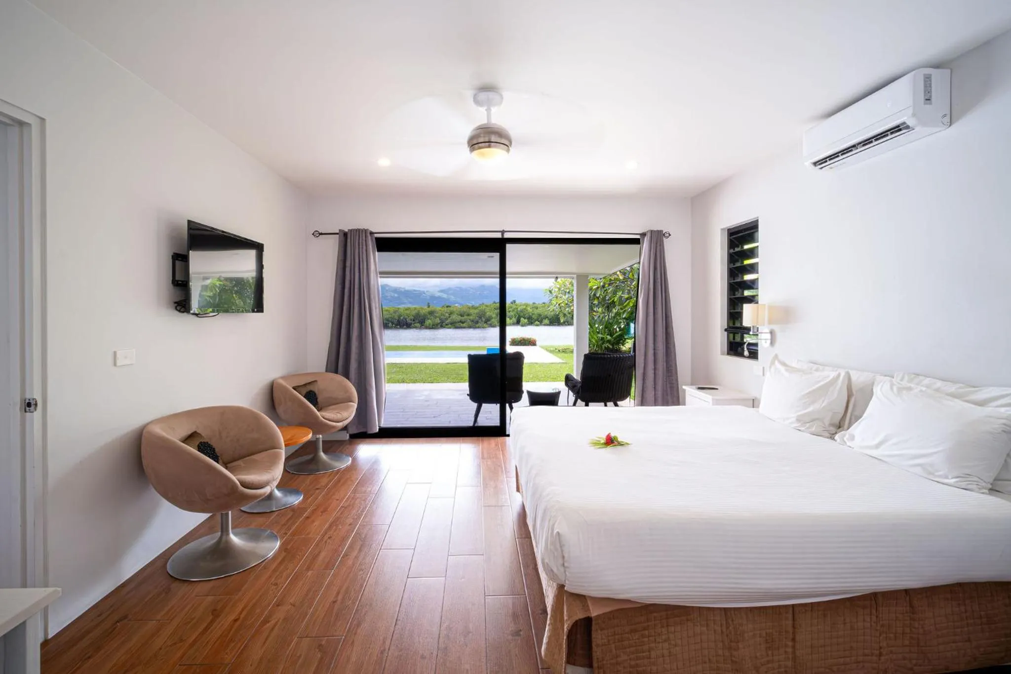 Bed in Naisoso Island Villas - Fiji