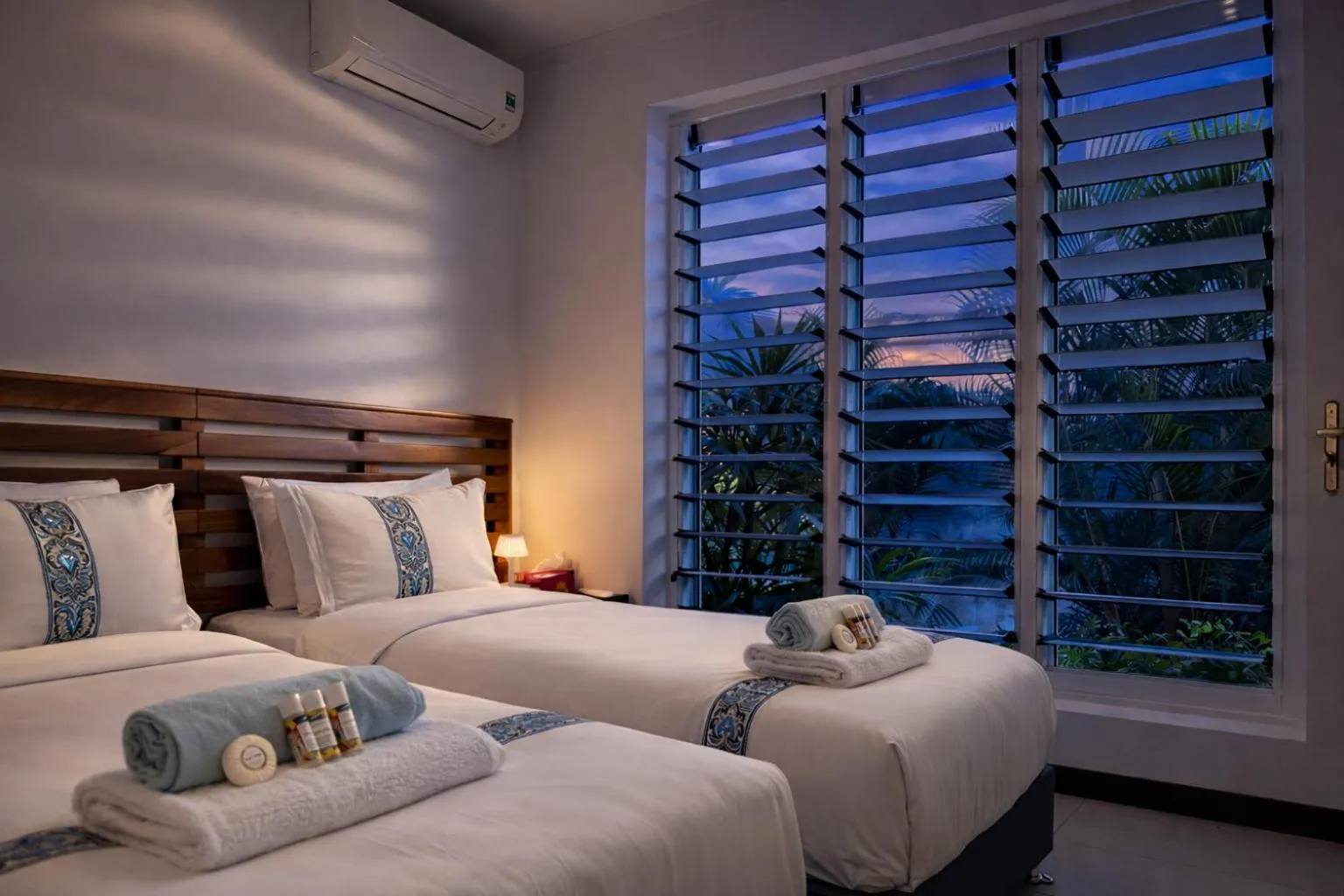 Bed in Naisoso Island Villas - Fiji