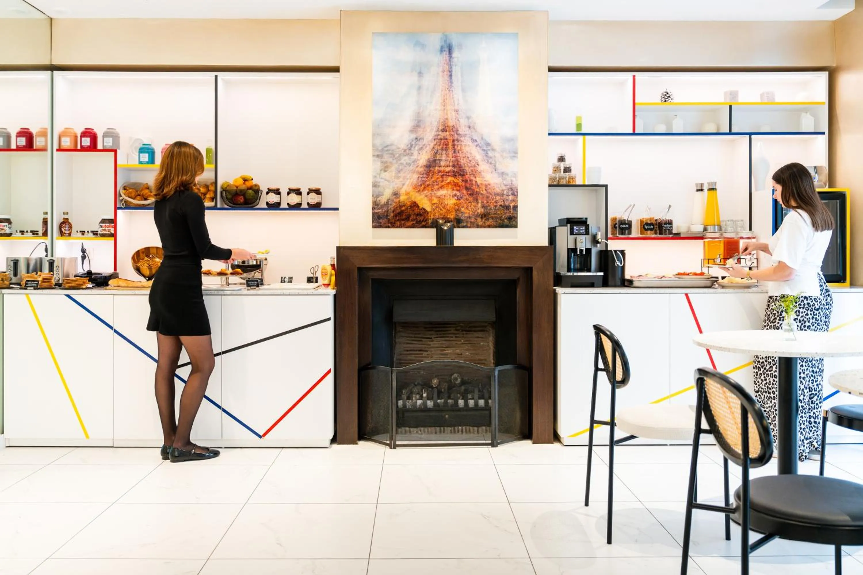 Food in Le 7 Eiffel Hotel by Malone