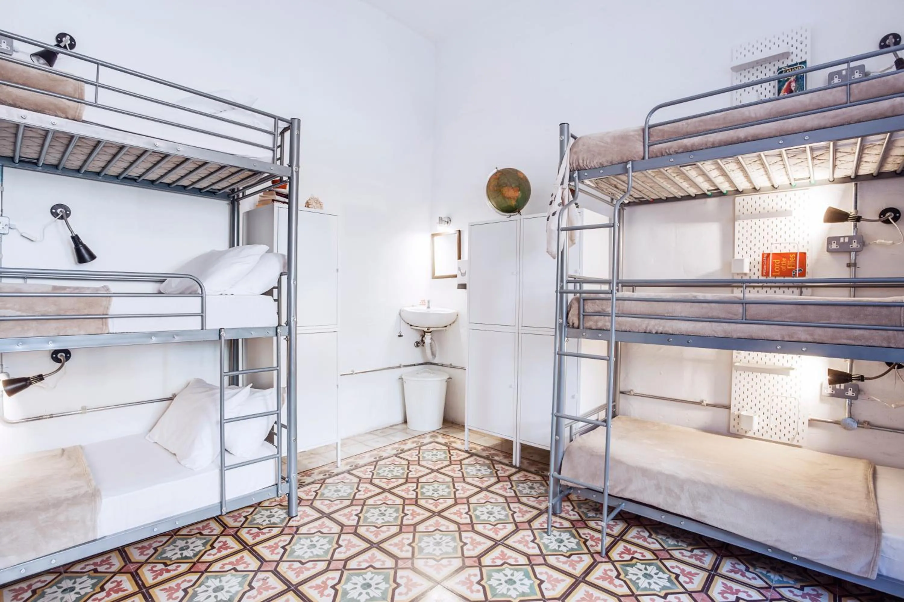 Seating area, Bed in Granny's Inn Hostel