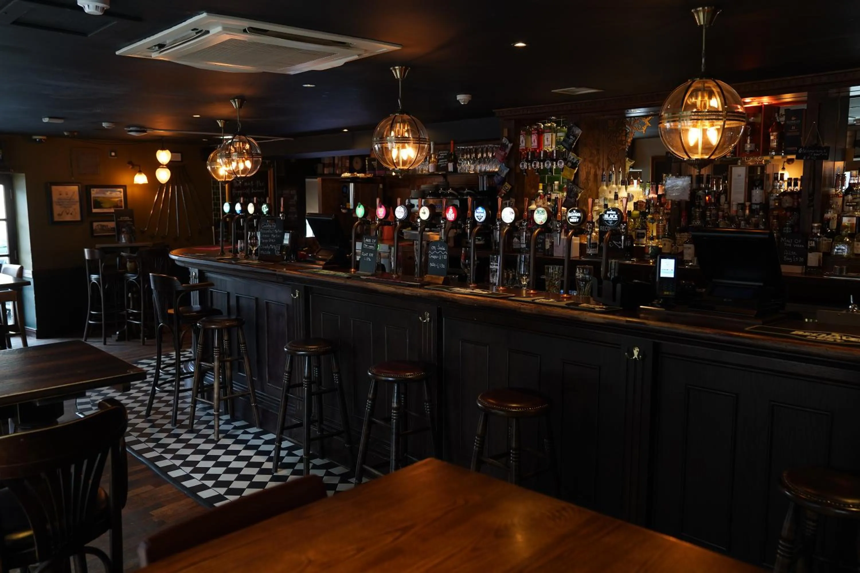 Lounge or bar in Greyfriars Inn by Greene King Inns