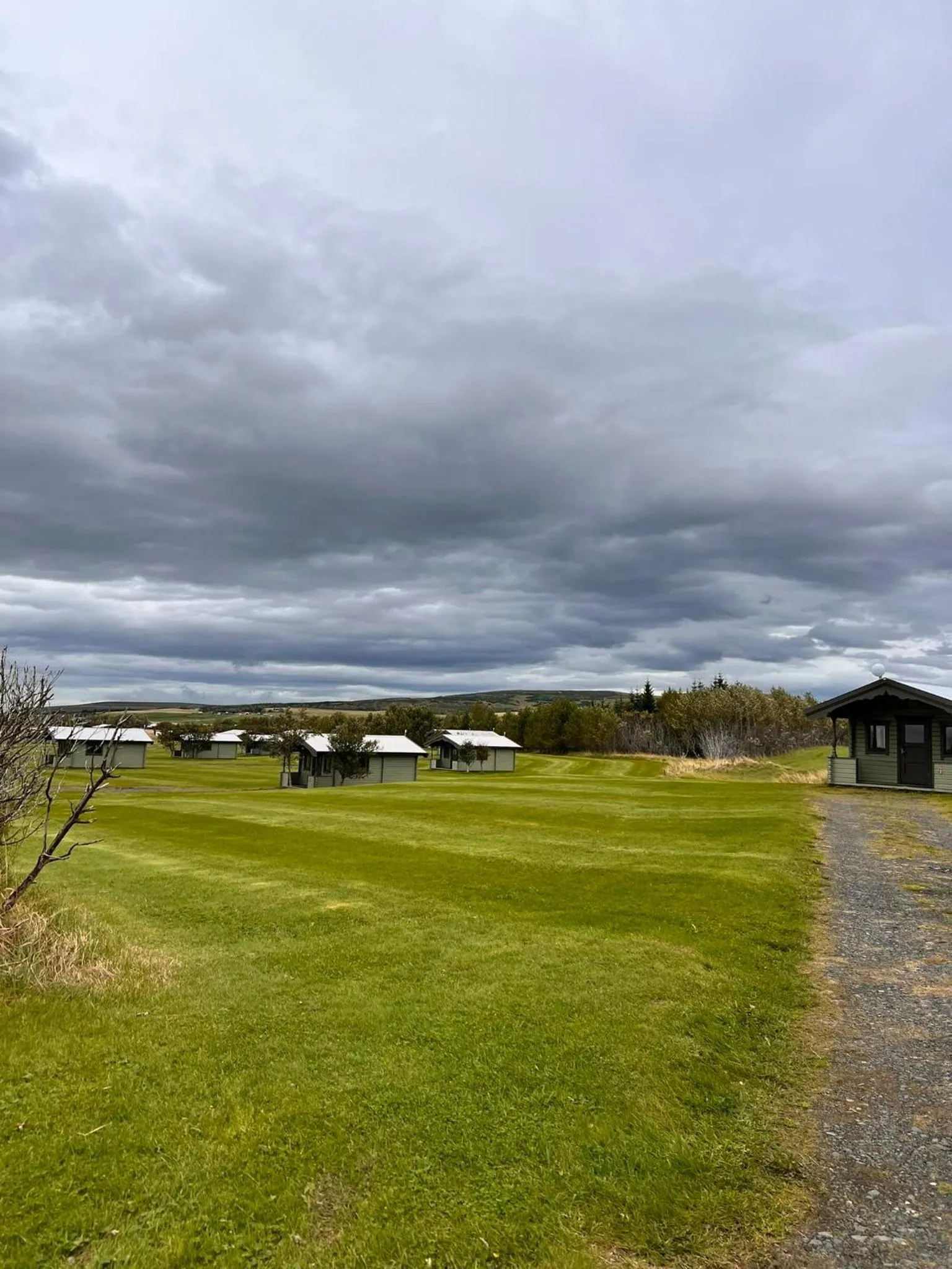 Property building in Hellisholar Cottages