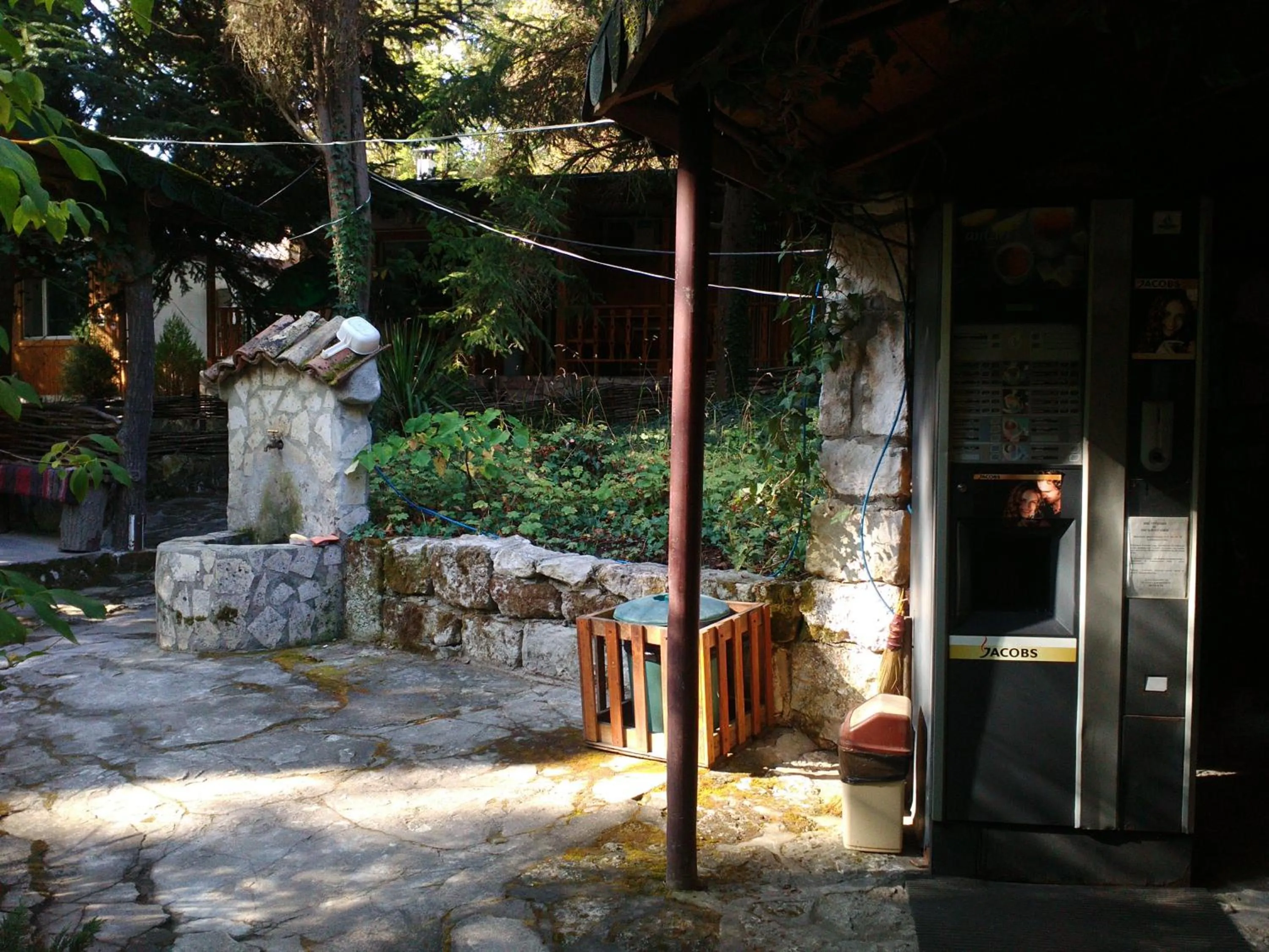 Area and facilities in Nimpha Bungalows