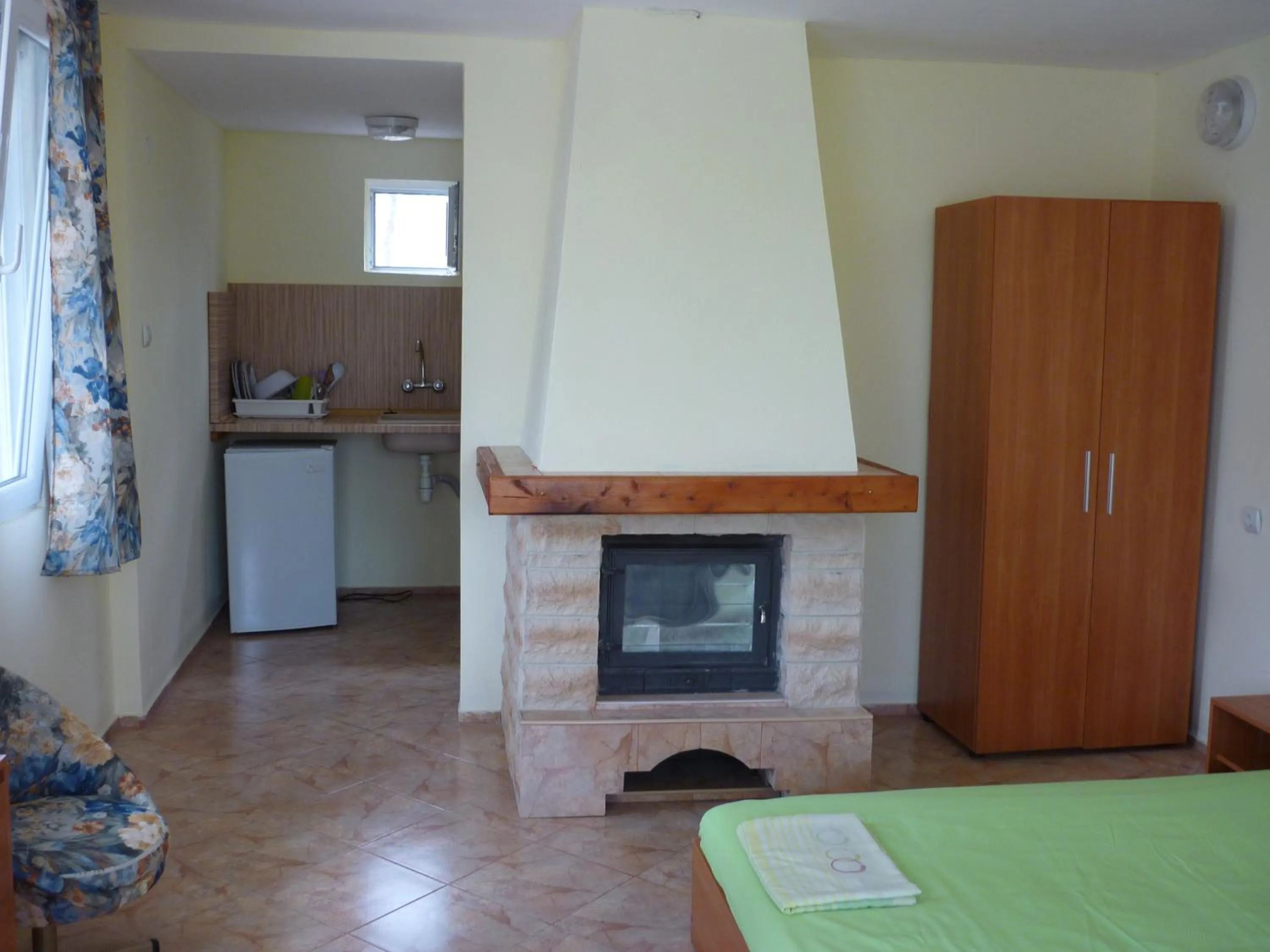 Kitchen or kitchenette in Nimpha Bungalows