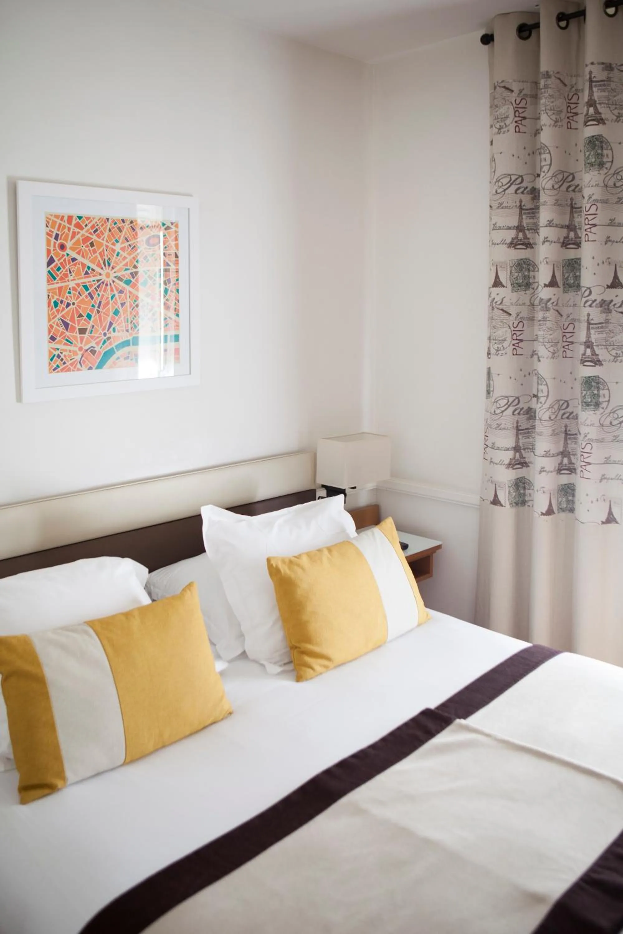 Bedroom, Bed in Hotel La Manufacture