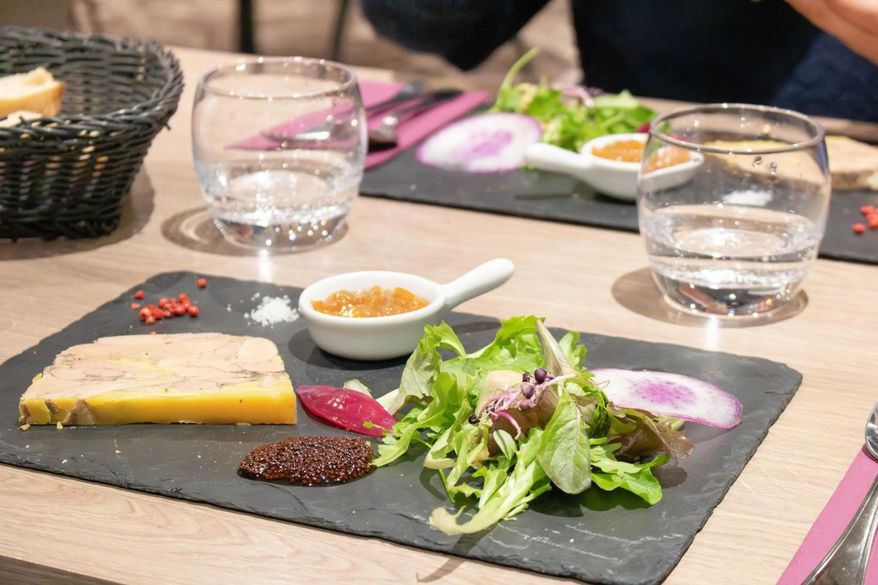 Restaurant/places to eat in Brit Hotel Brest Le Relecq Kerhuon