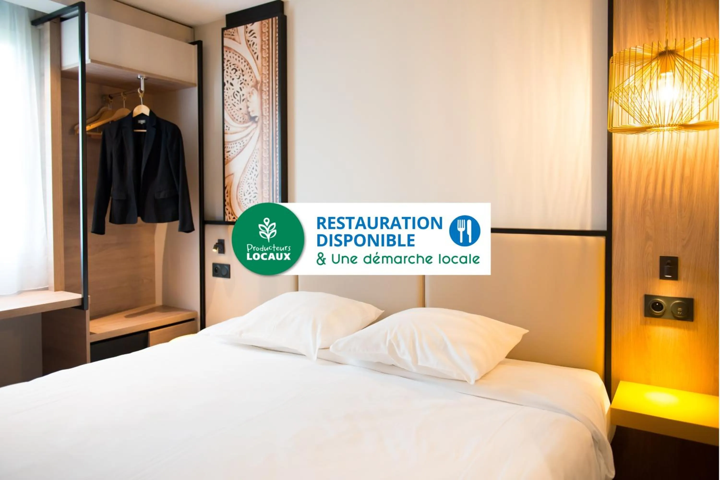 Bed in Brit Hotel Brest Le Relecq Kerhuon