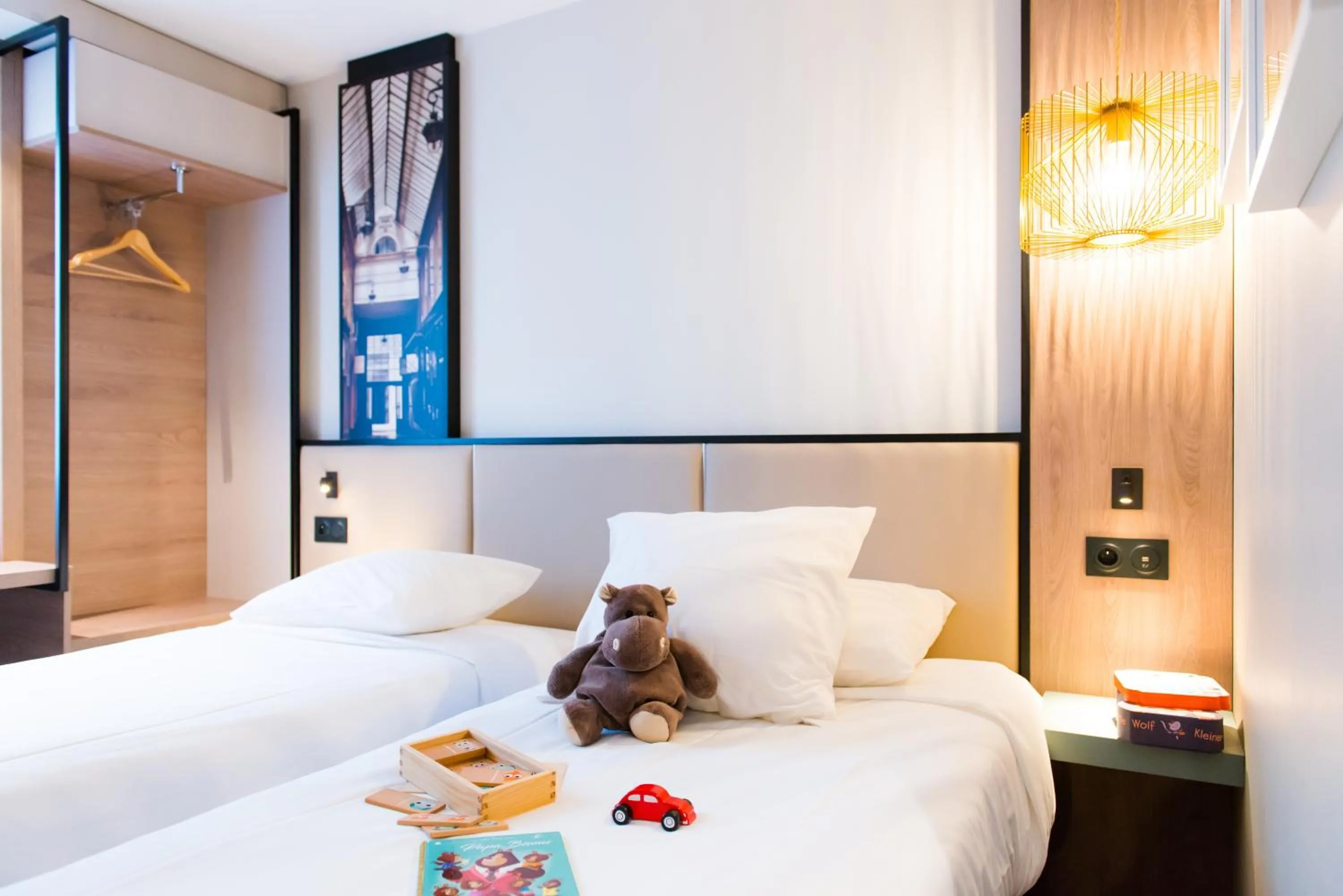 Bedroom, Bed in Brit Hotel Brest Le Relecq Kerhuon