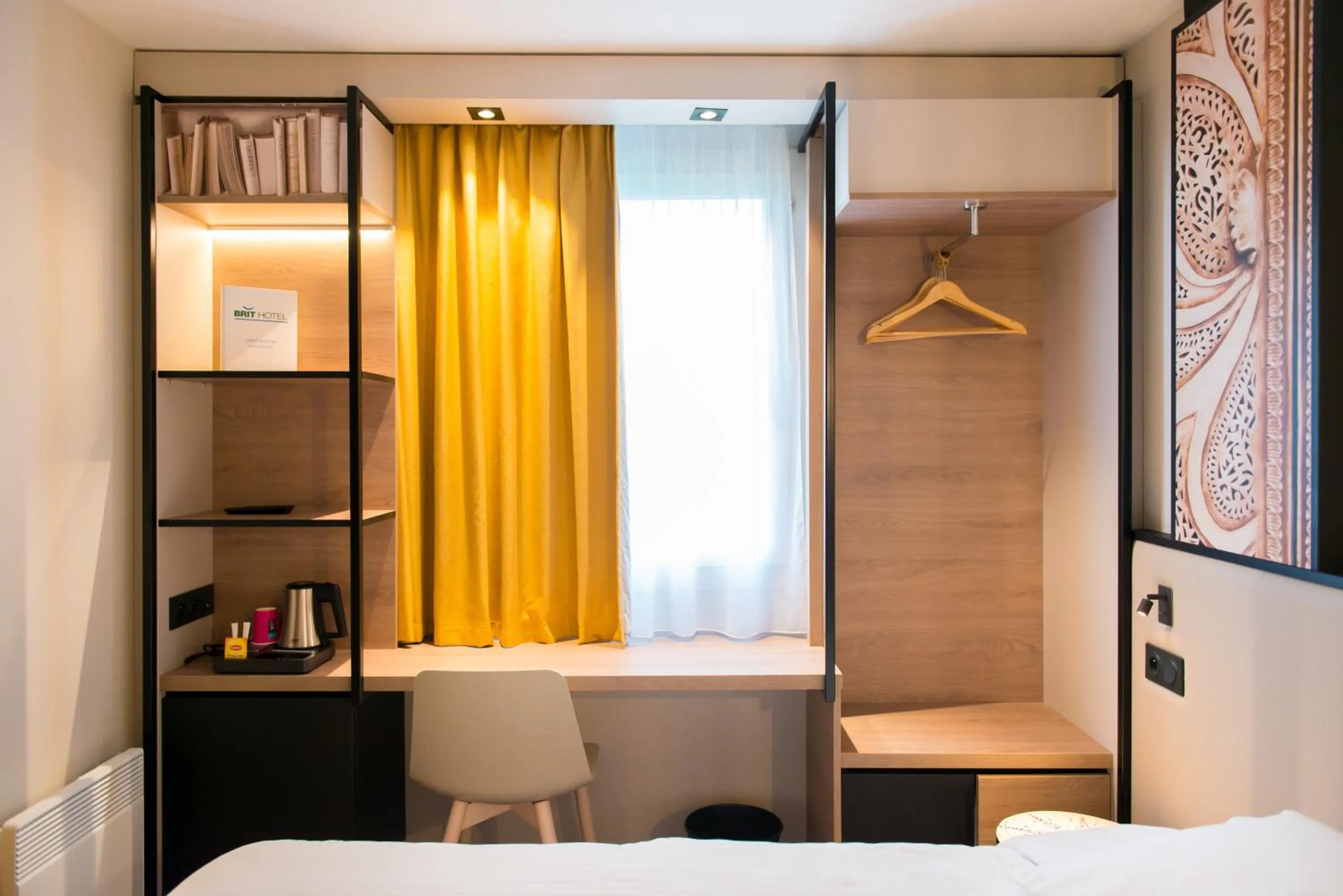 furniture in Brit Hotel Brest Le Relecq Kerhuon