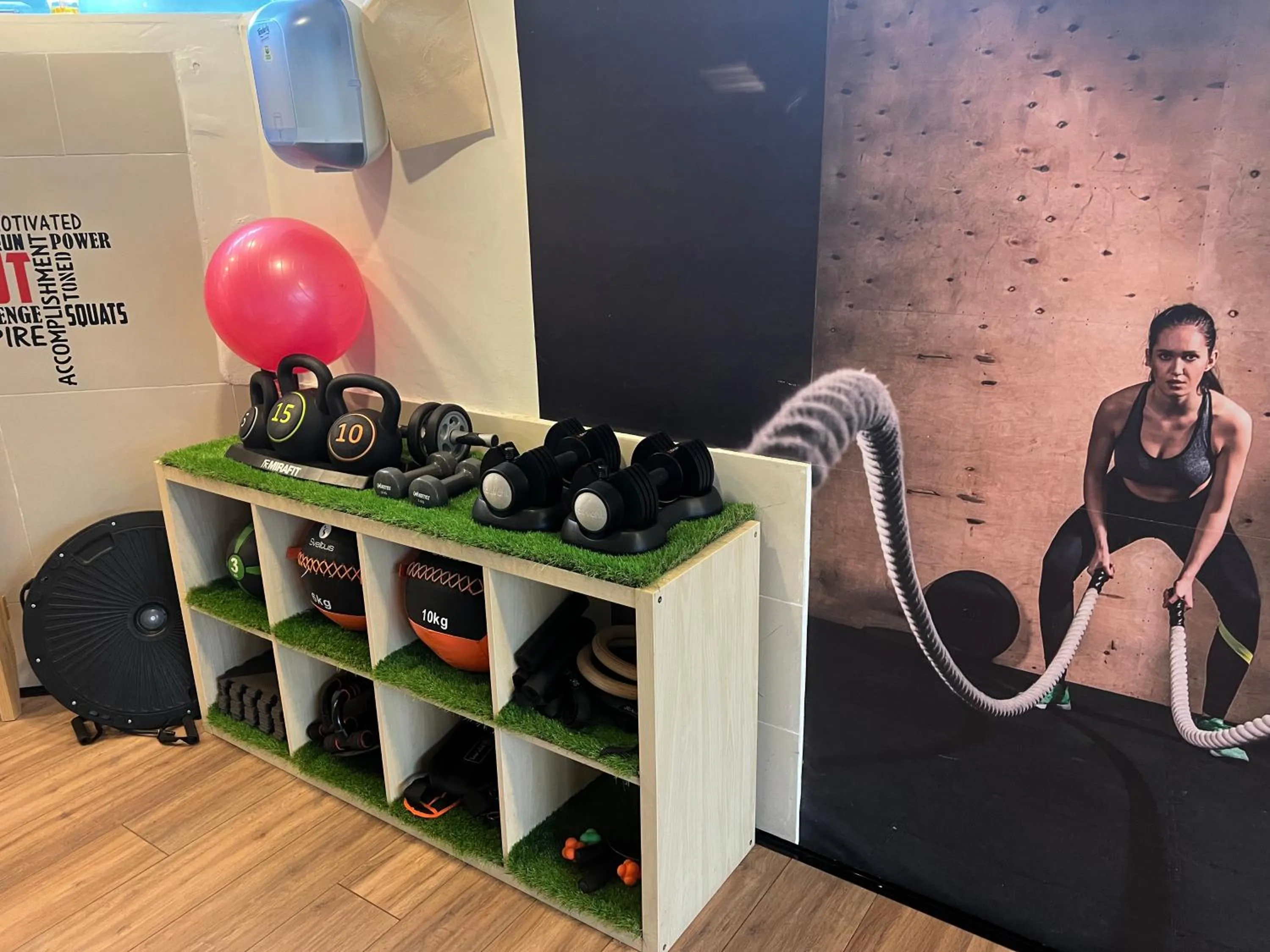 Fitness centre/facilities in Hotel Majorca sul Mare in centro a Riccione con Area Fitness